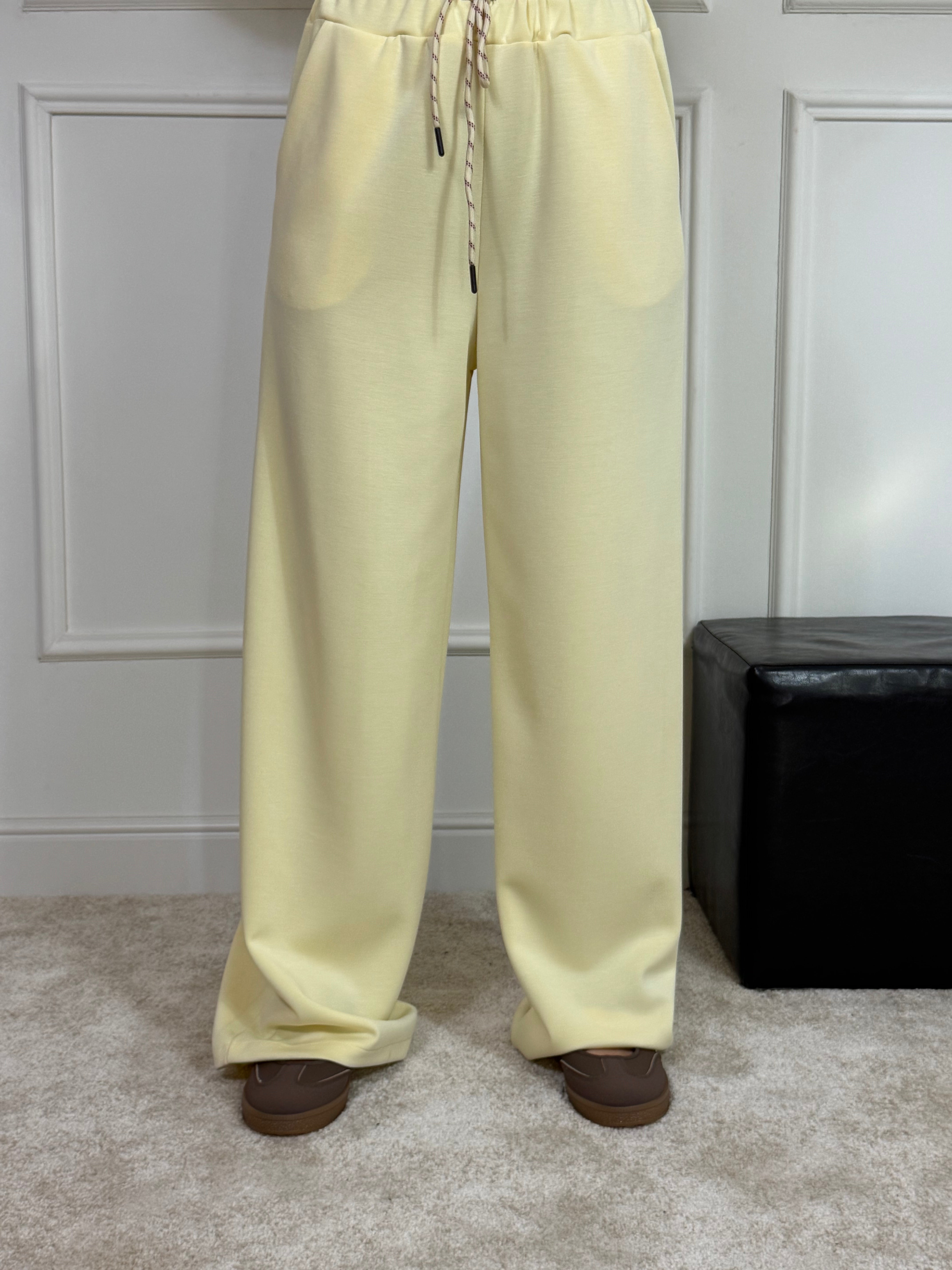 PANTALONE in tessuto tecnico VICTORIA ILMH con coulisse