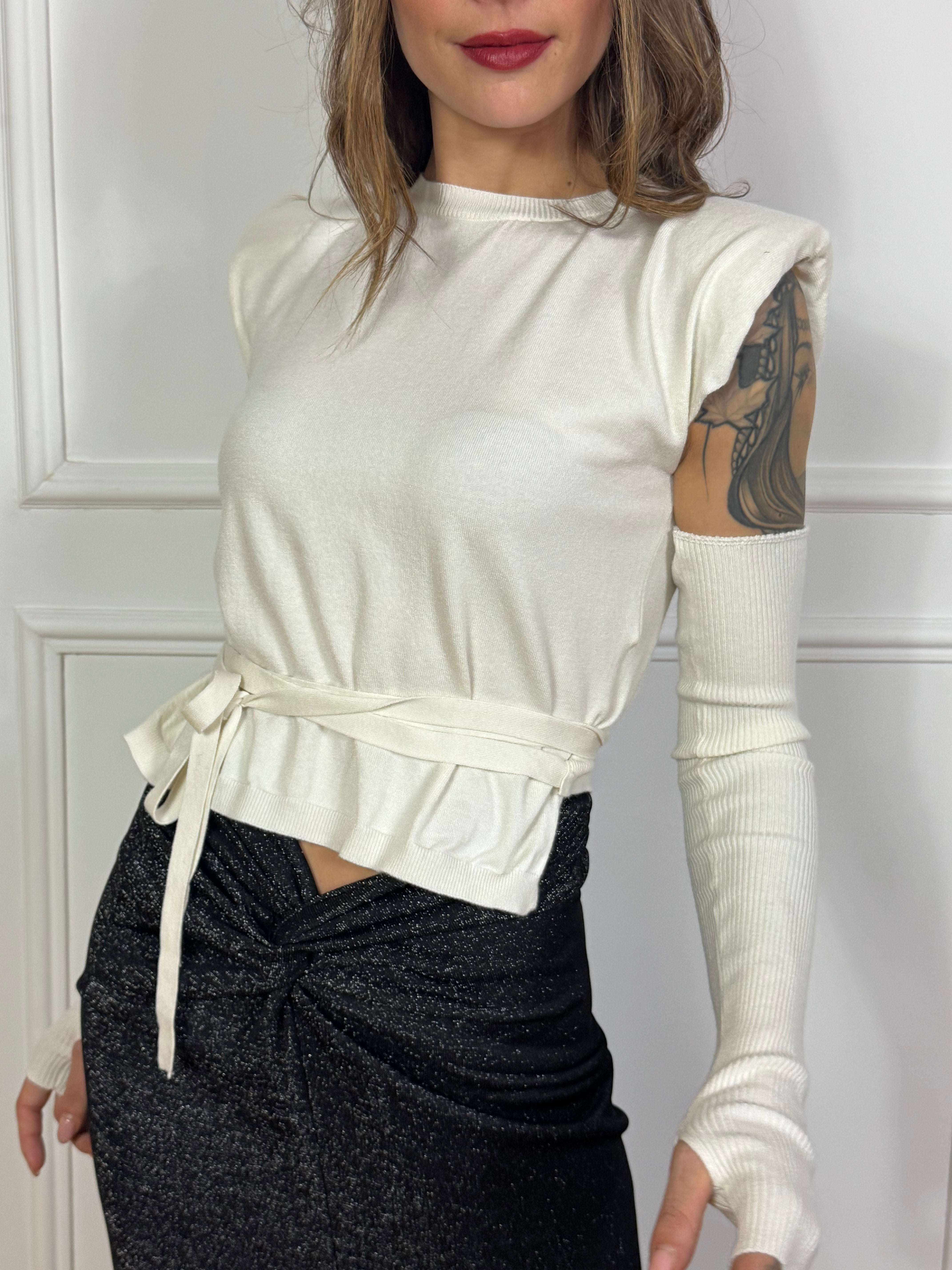 Maglia smanicata con manicotti Have One con LACCETTI E SPALLOTTI IMBOTTITI