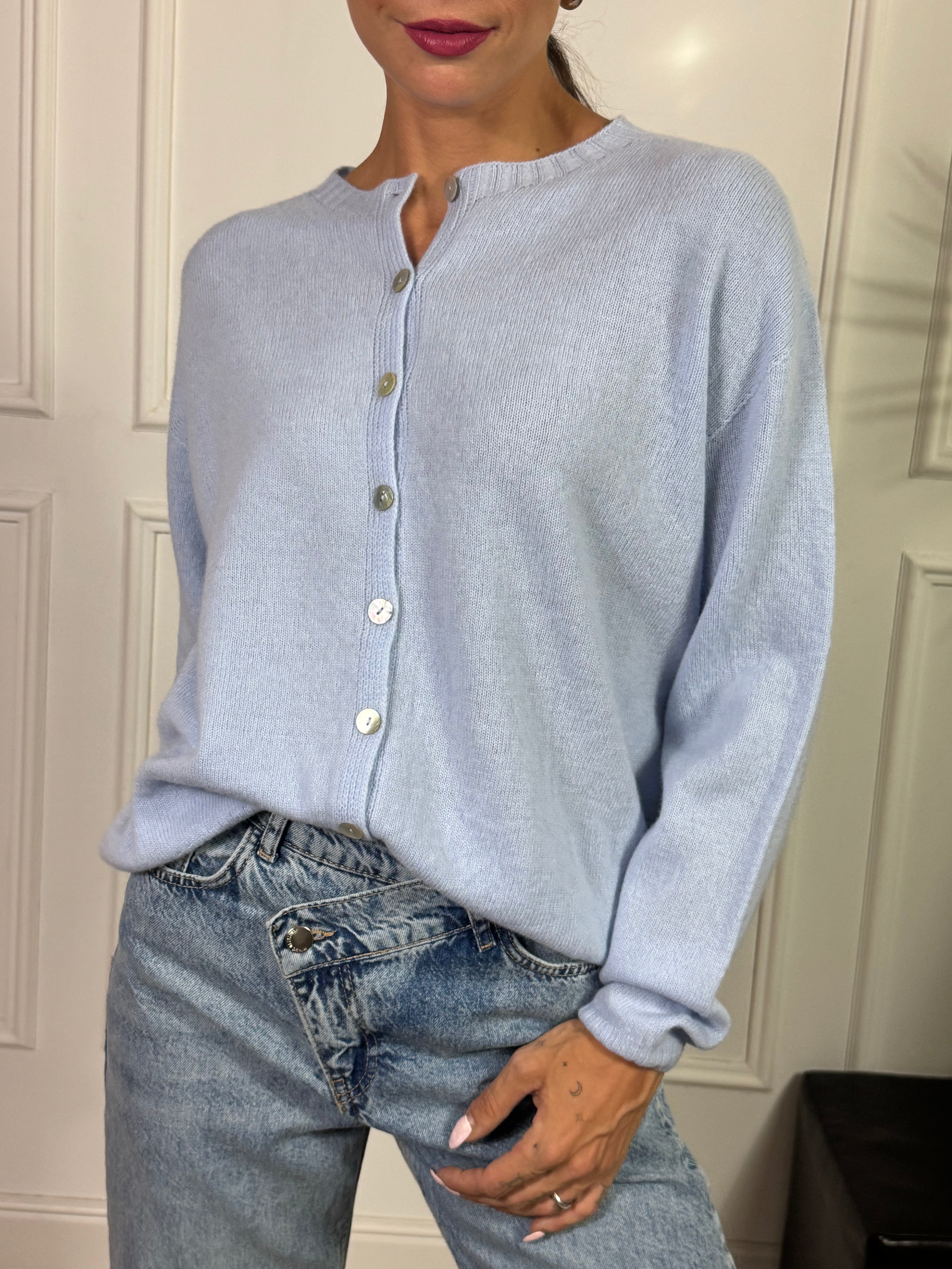 Cardigan coreana con bottoncini Kontatto