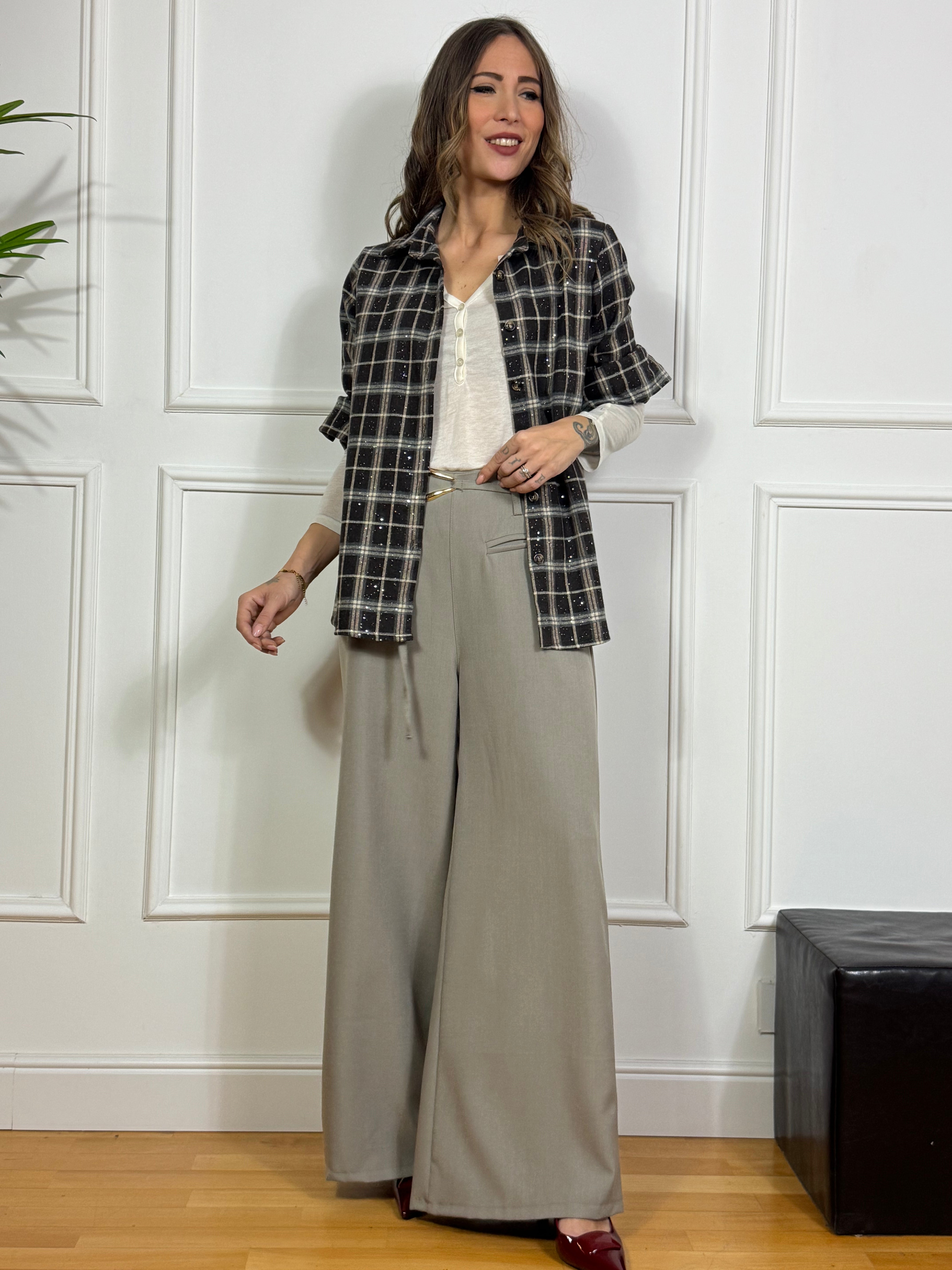 Pantalone ampio Victoria ILMH con cintura in tessuto fibbia oro