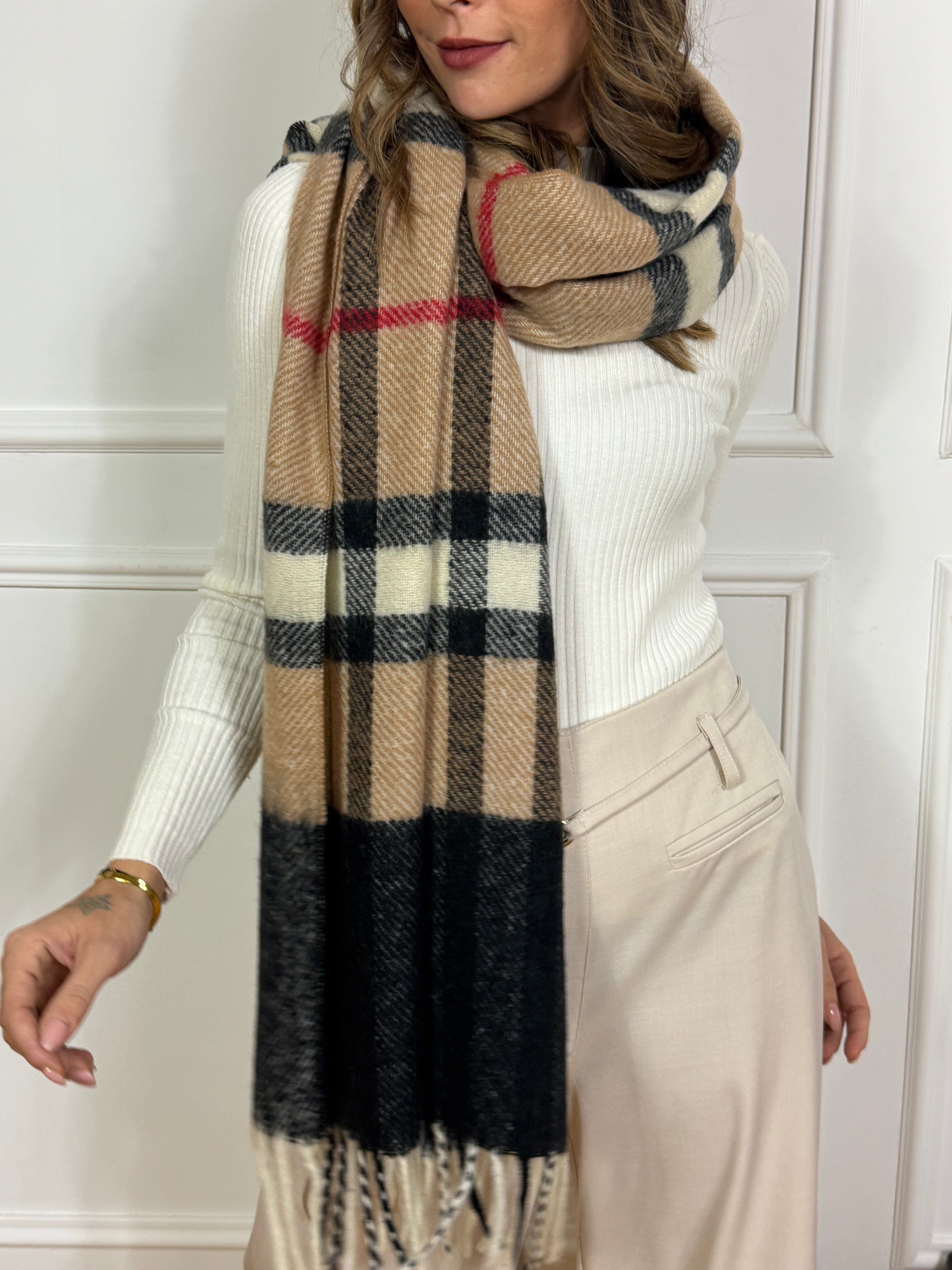 Sciarpa Victoria ILMH righe scozzesi con frange