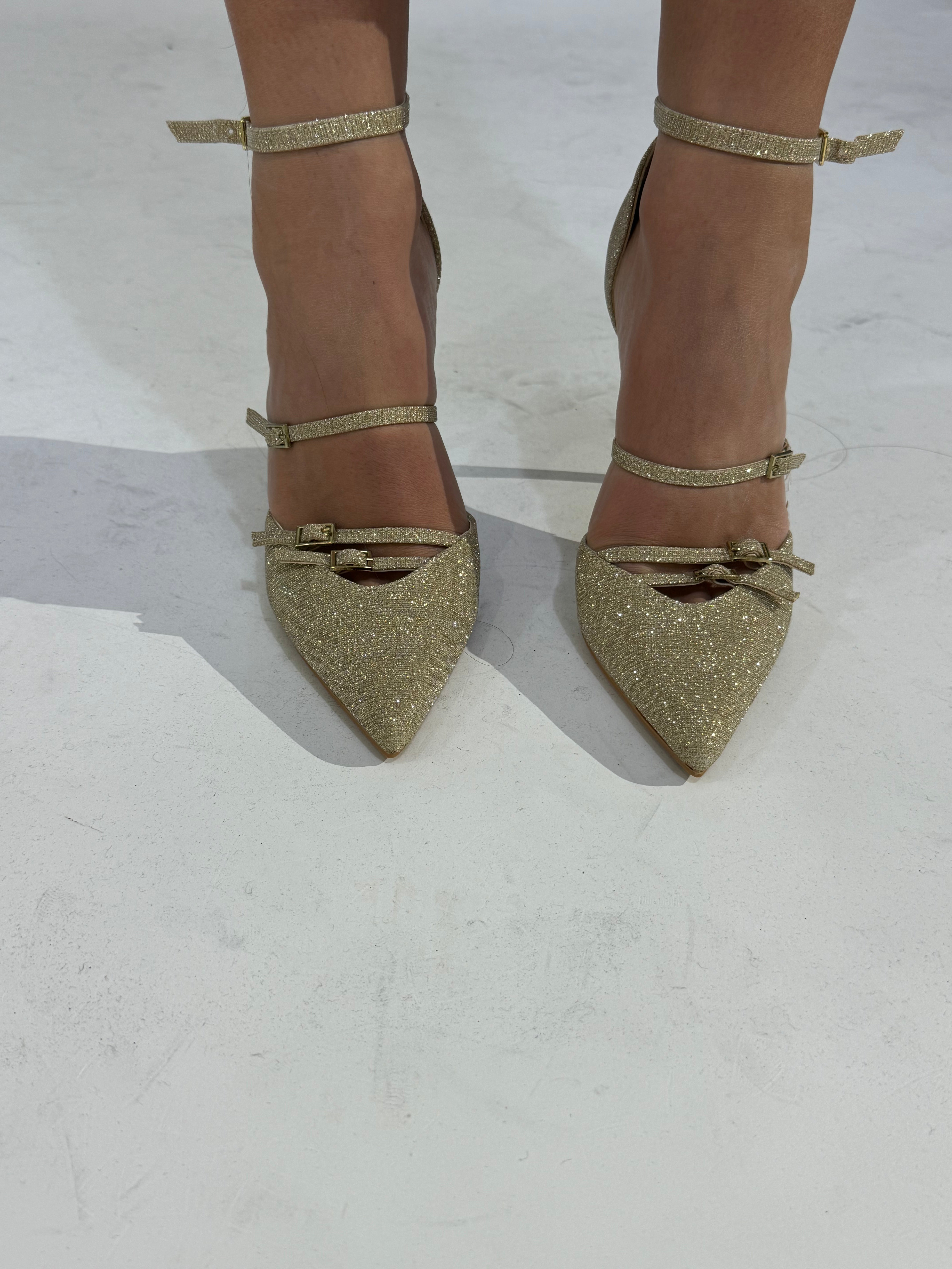 Scarpa con tacco a spillo e cinturini LUREX
