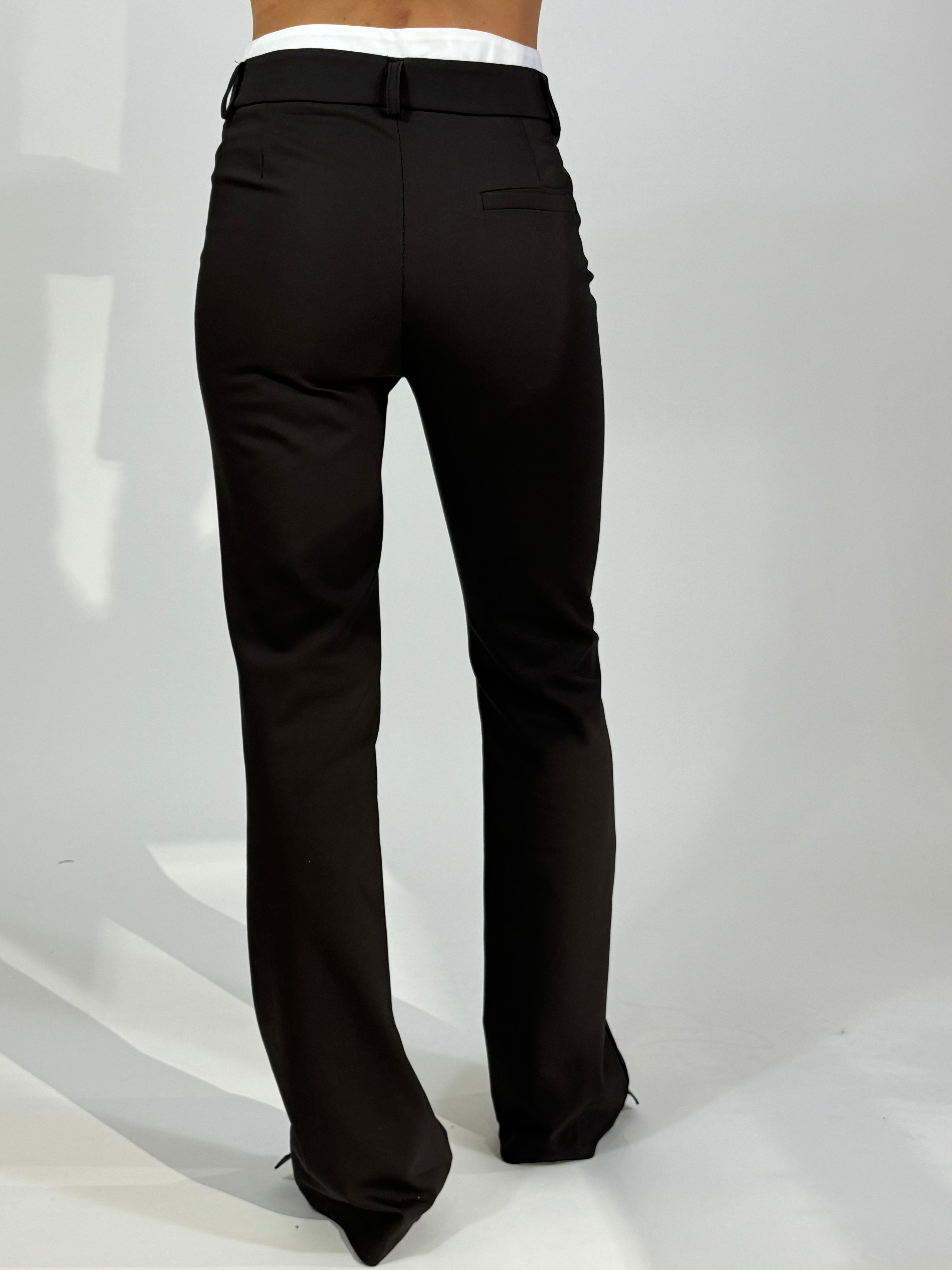 Pantalone VICTORIA ILMH leggermente a zampa con effetto underwear