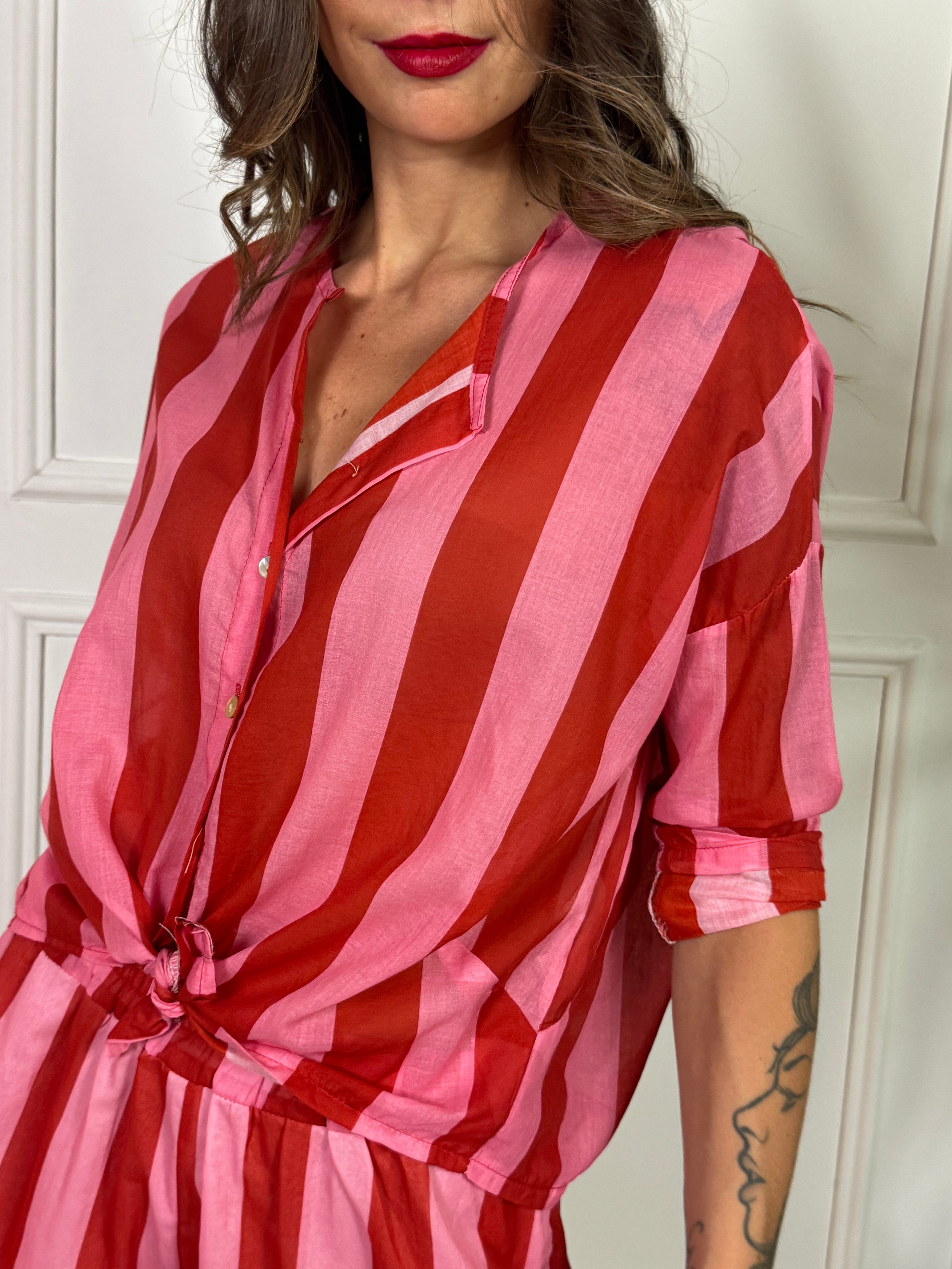 Camicia Kikisix in mussola di cotone collo coreana RIGHE GROSSE