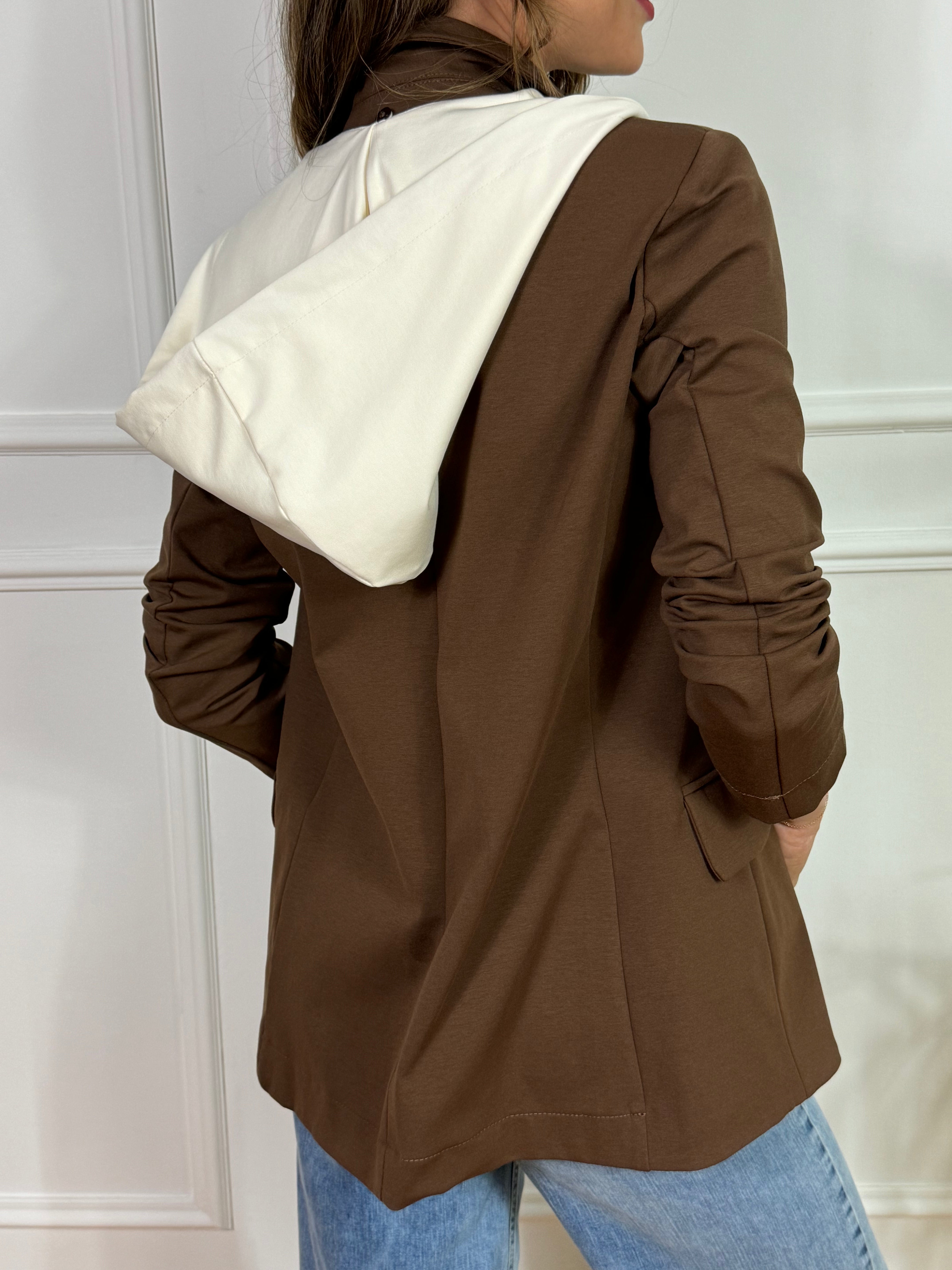 Giacca blazer in punto Milano Susy Mix con cappuccio removibile