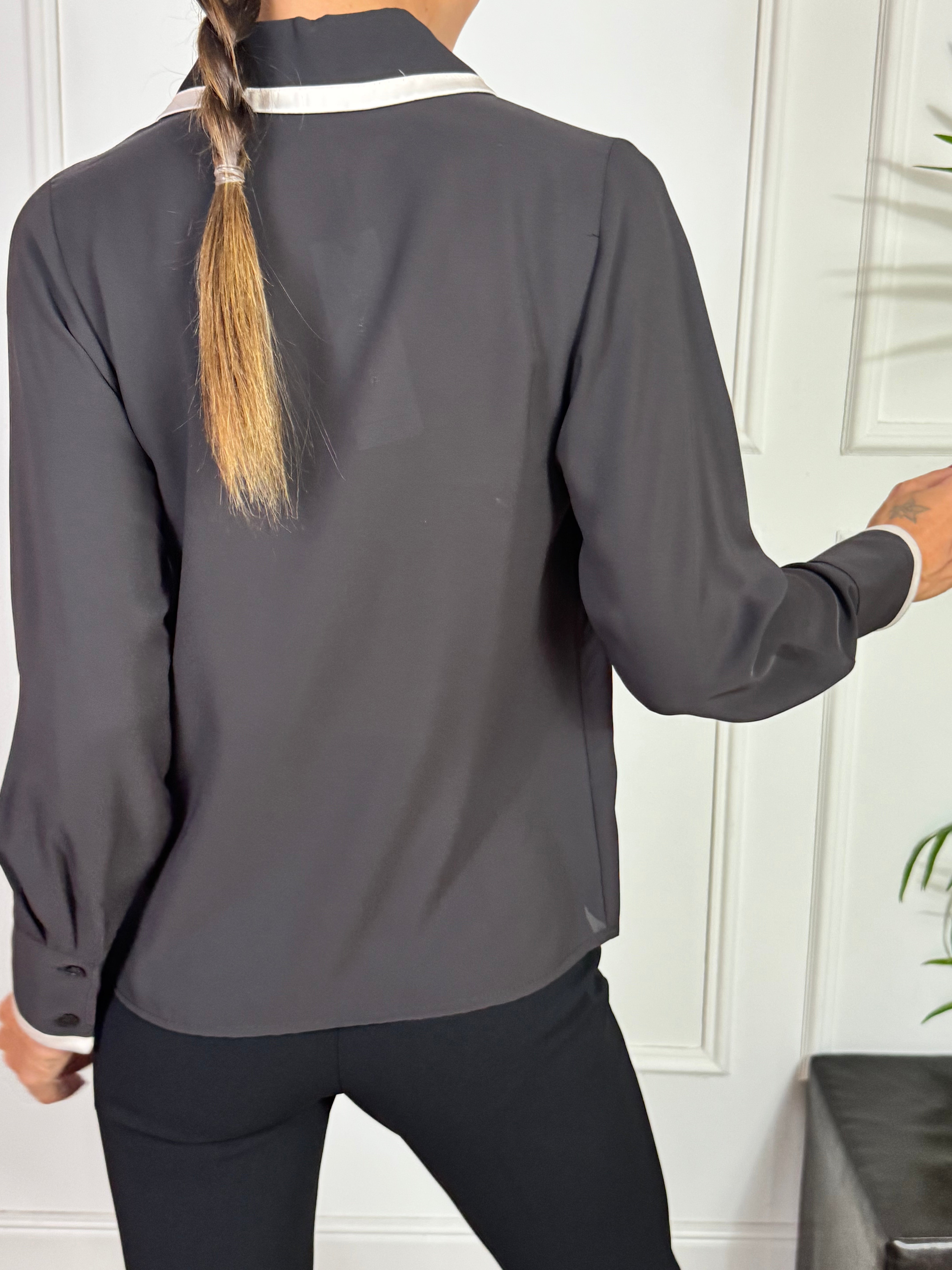 Camicia blusa Rinascimento con bordi a contrasto