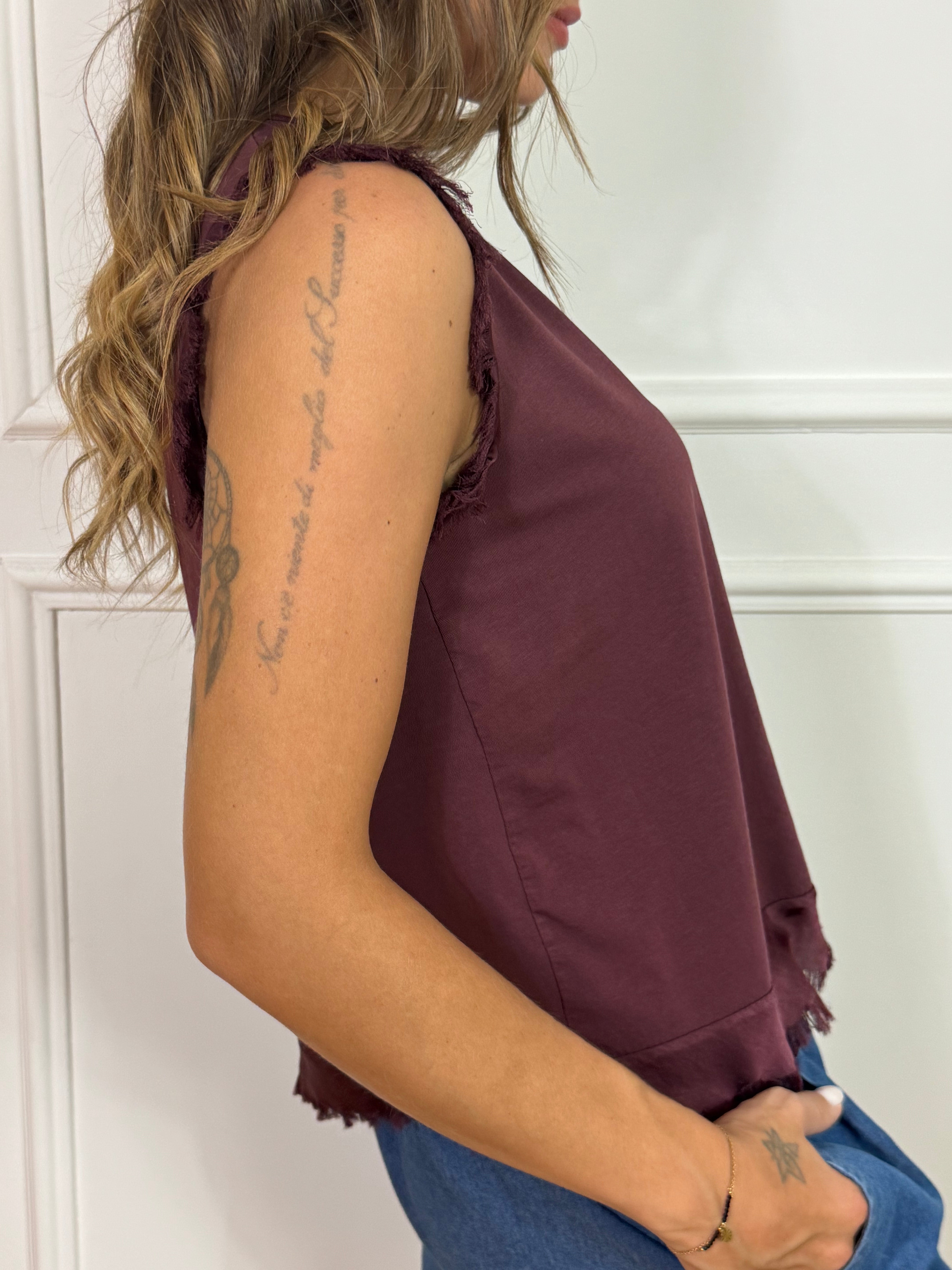 Casacca smanicata Victoria ILMH con BORDI SFRANGIATI IN RASO