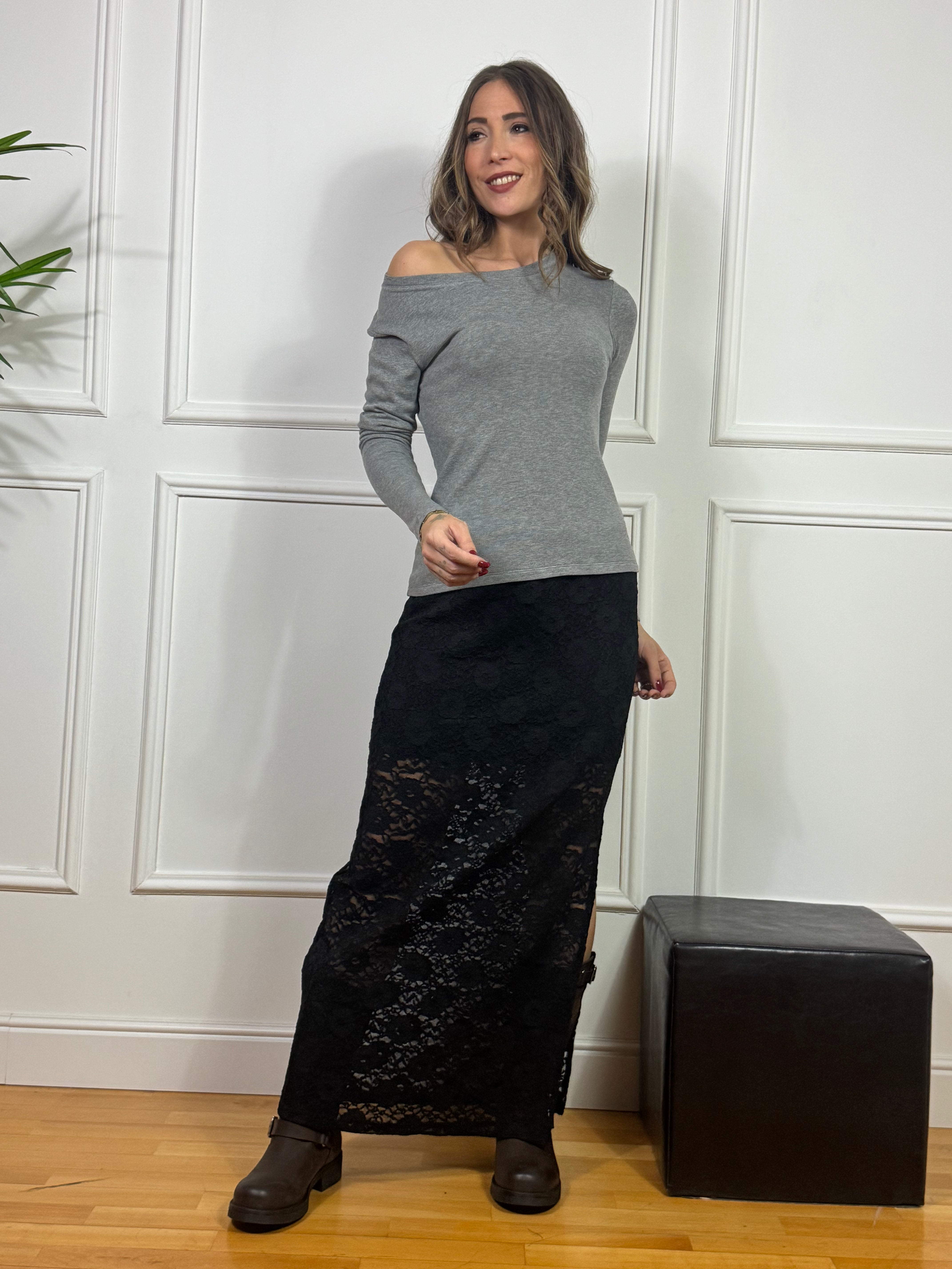 Gonna tubino in pizzo con spacco laterale You Decide