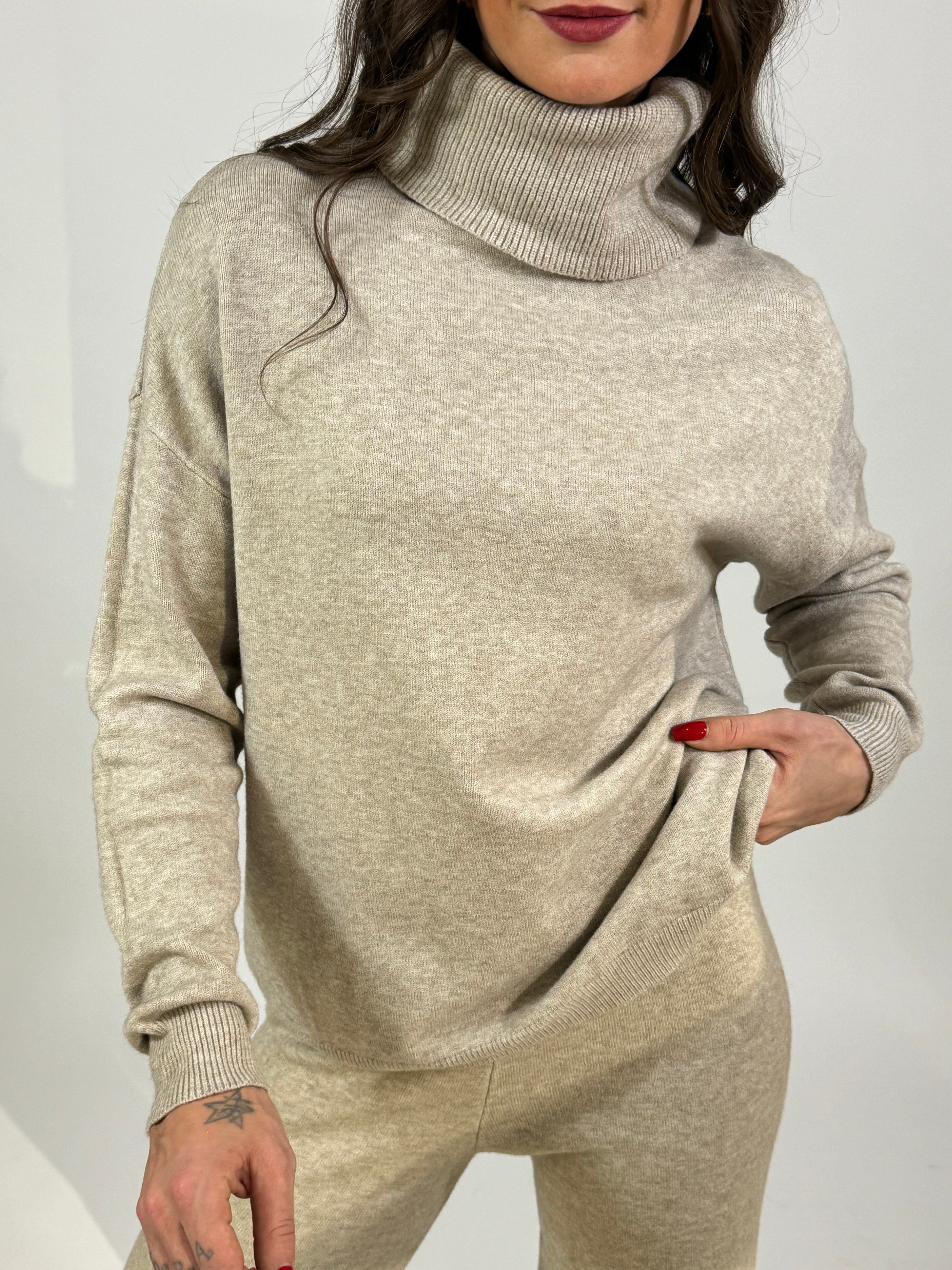 Completo tuta in maglia Victoria ILMH in GRADAZIONE SABBIA-MELANGE