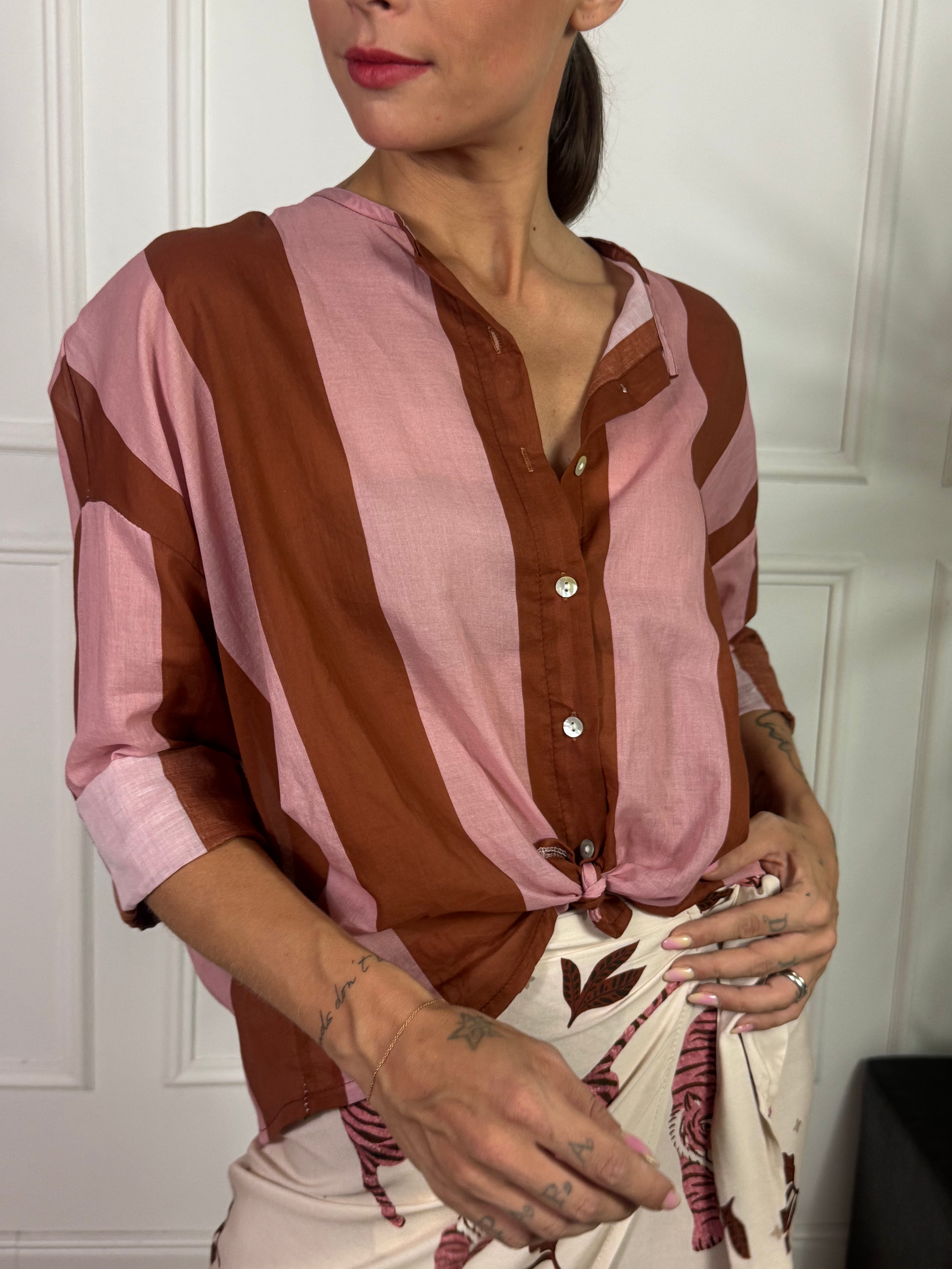 Camicia Kikisix in mussola di cotone collo coreana RIGHE GROSSE