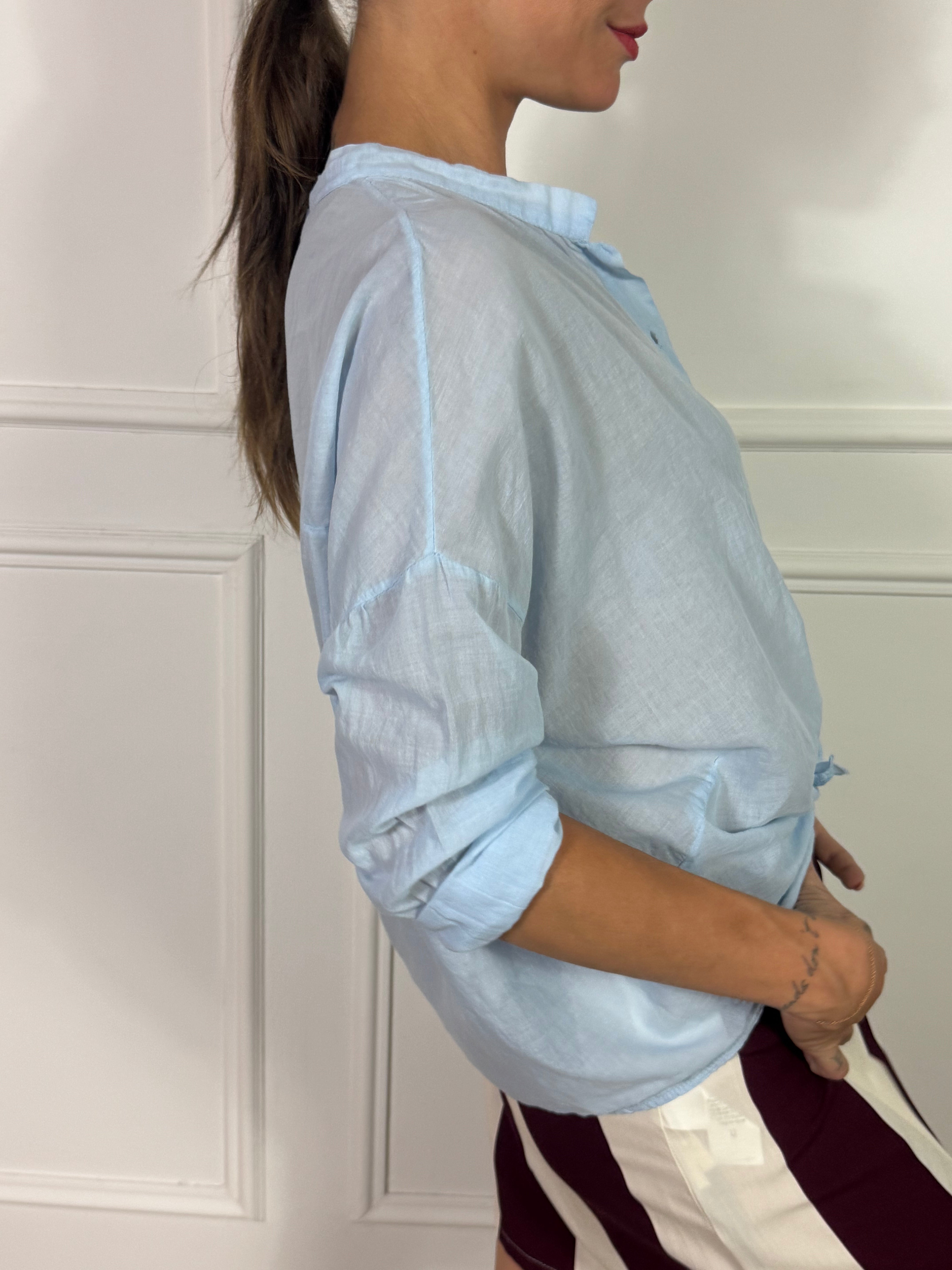 Camicia Kikisix in mussola di cotone collo coreana TINTA UNITA