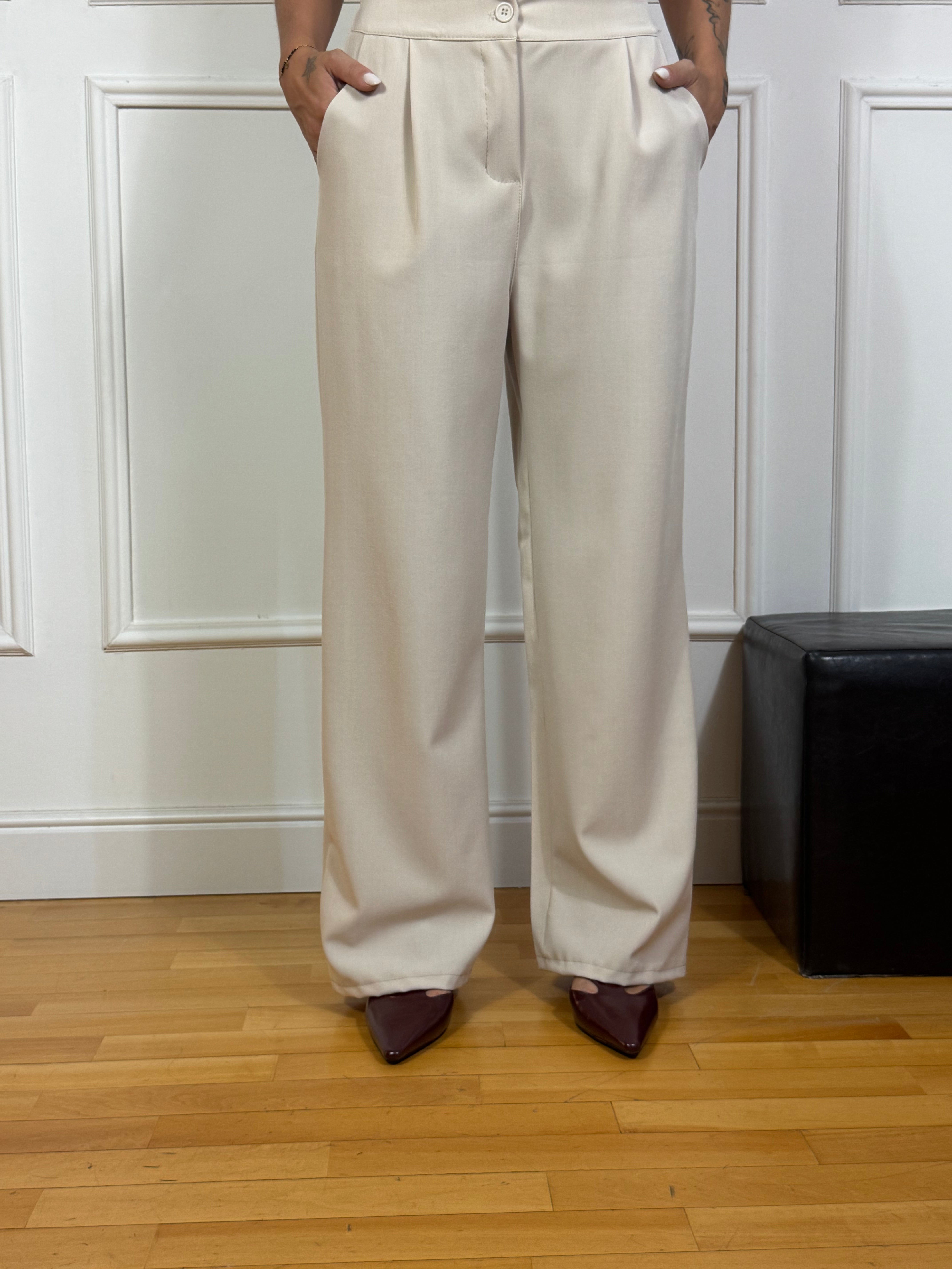 Set Completo TINTA UNITA Victoria ILMH GILET+ PANTALONE AMPIO