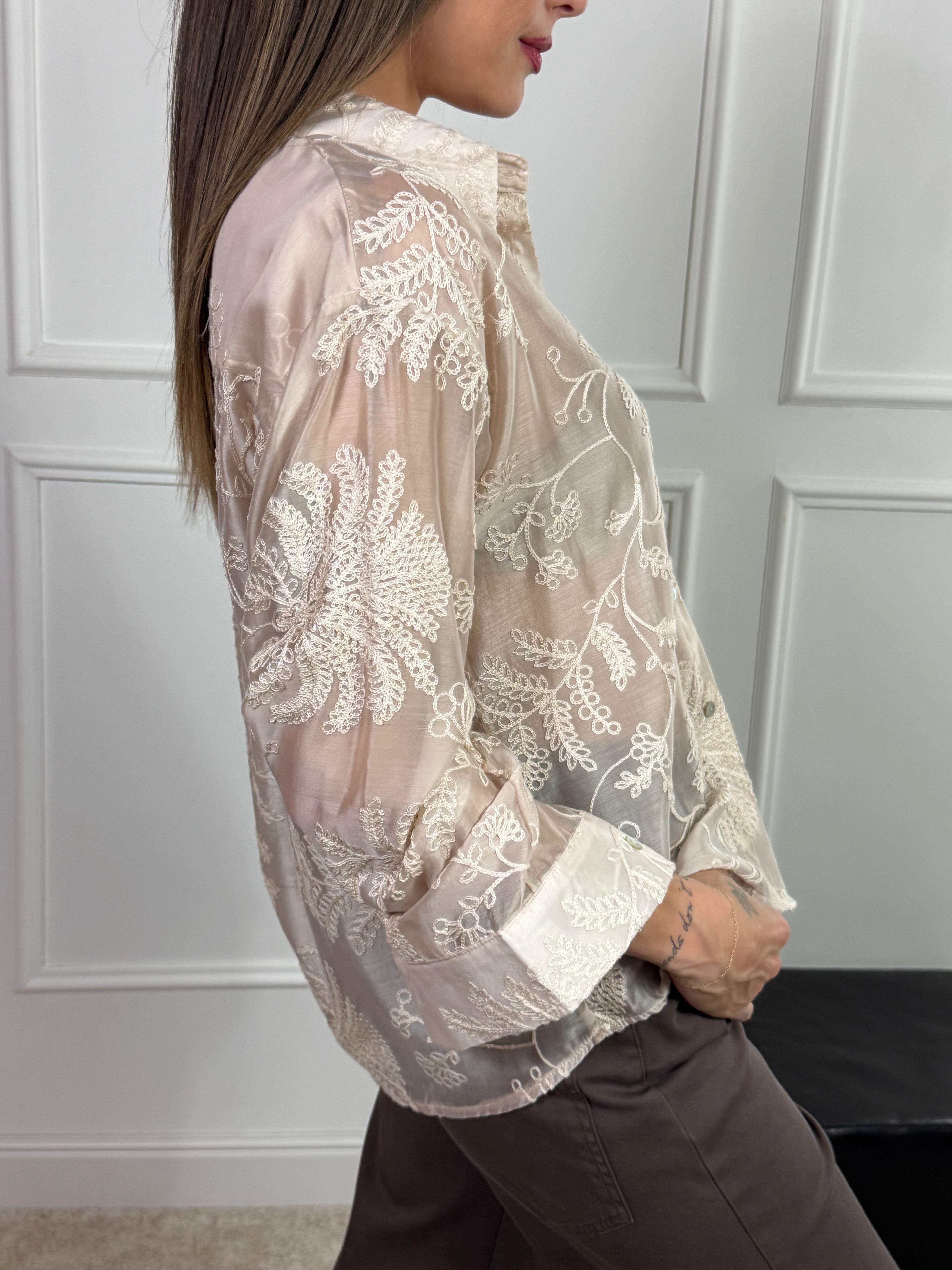 CAMICIA Susy Mix RICAMI E TASCHINO PAILLETTES