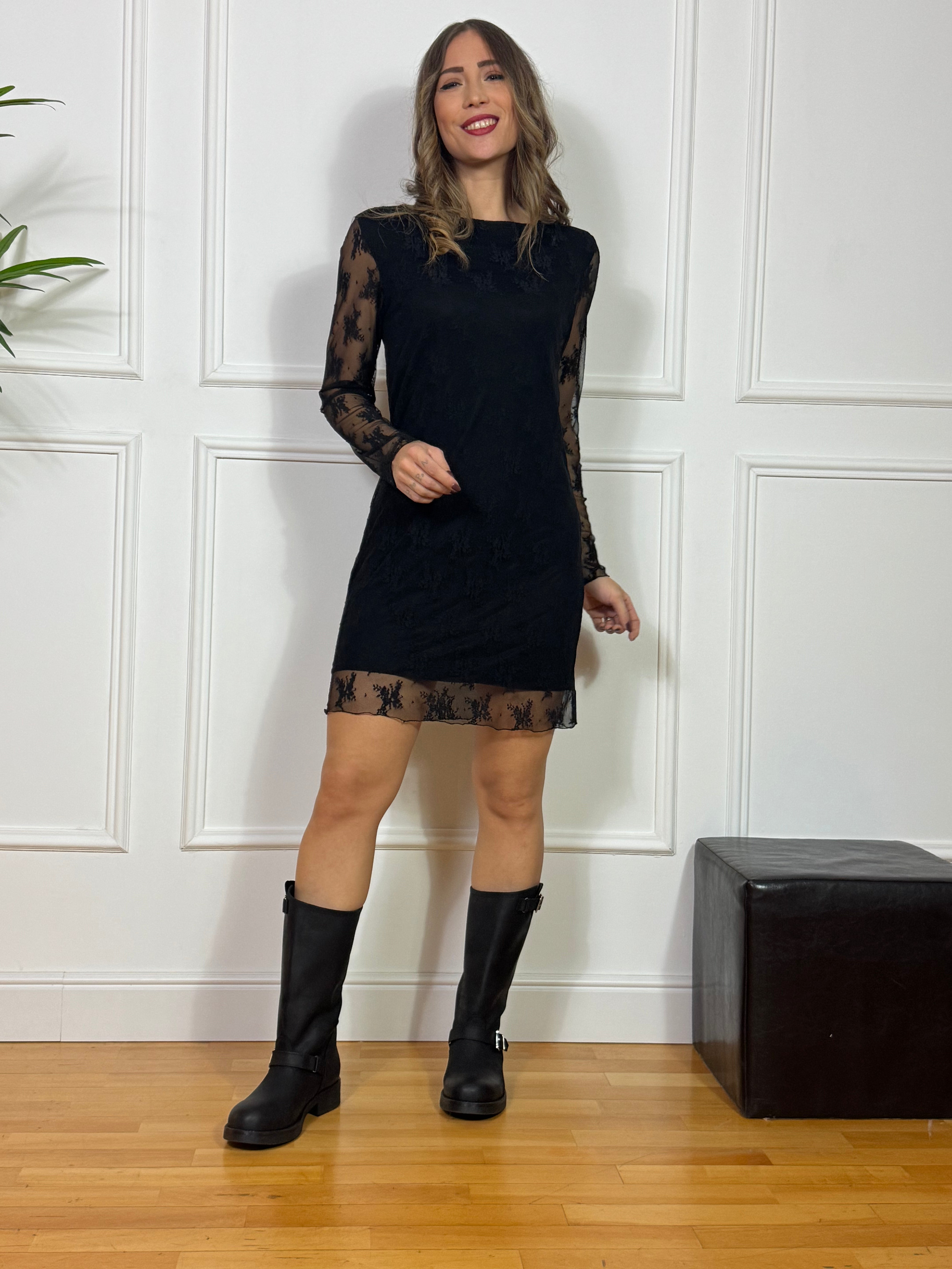 Abito Susy Mix in pizzo manica lunga