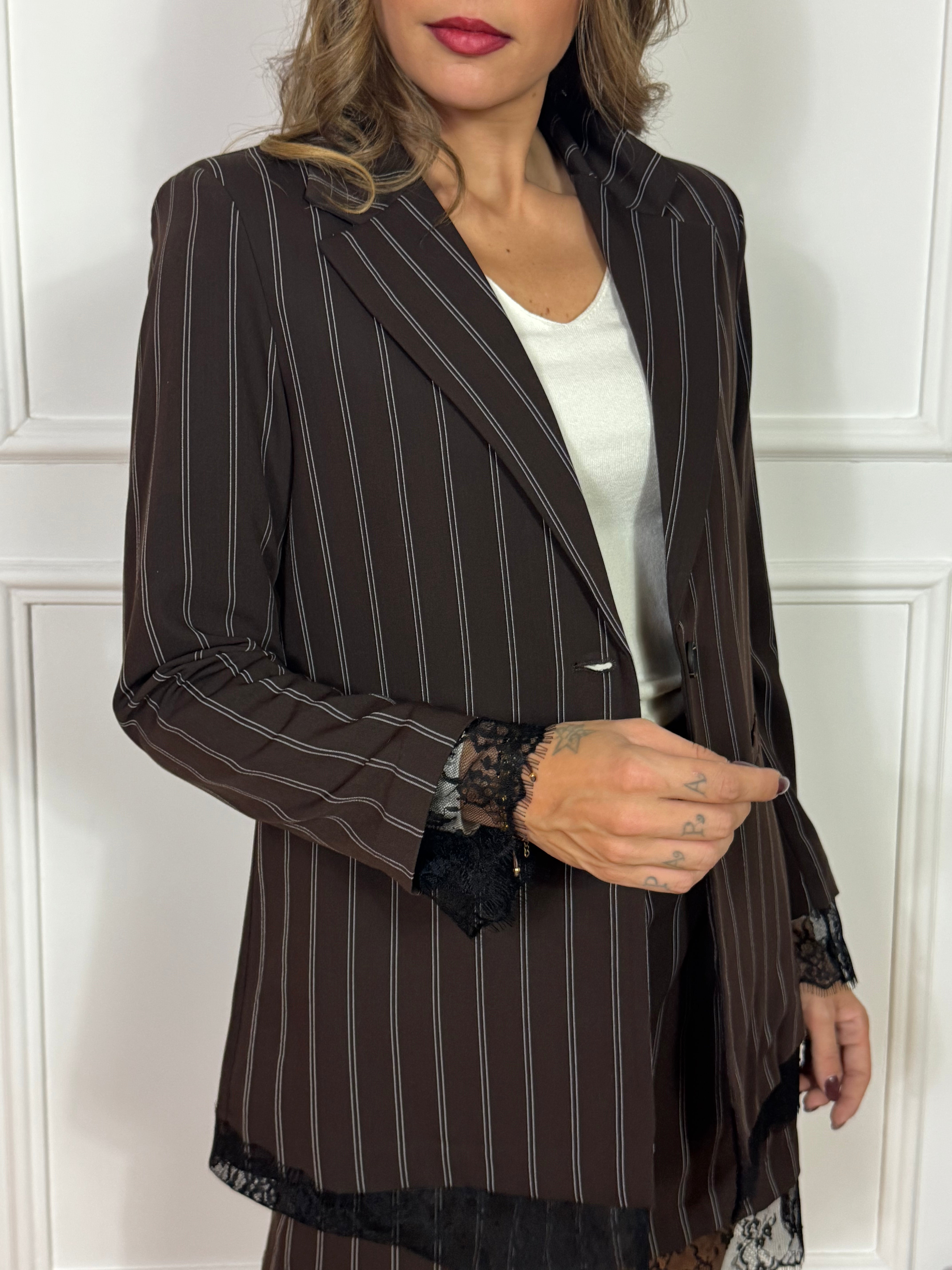 Giacca blazer Susy Mix GESSATA CON INSERTO PIZZO