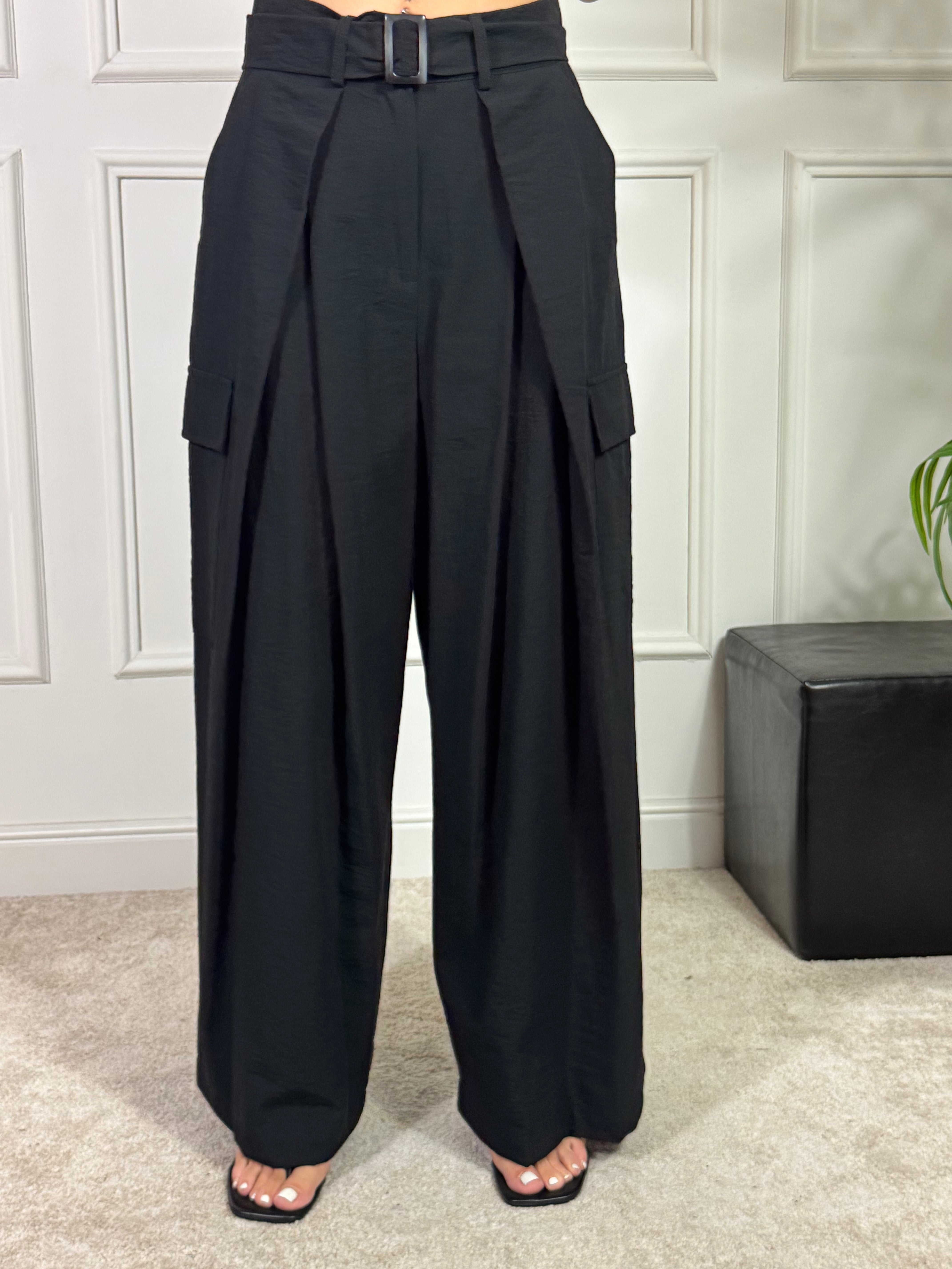 Pantalone ampio CARGO PINCES Susy Mix con TASCONI LATERALI E CINTURA