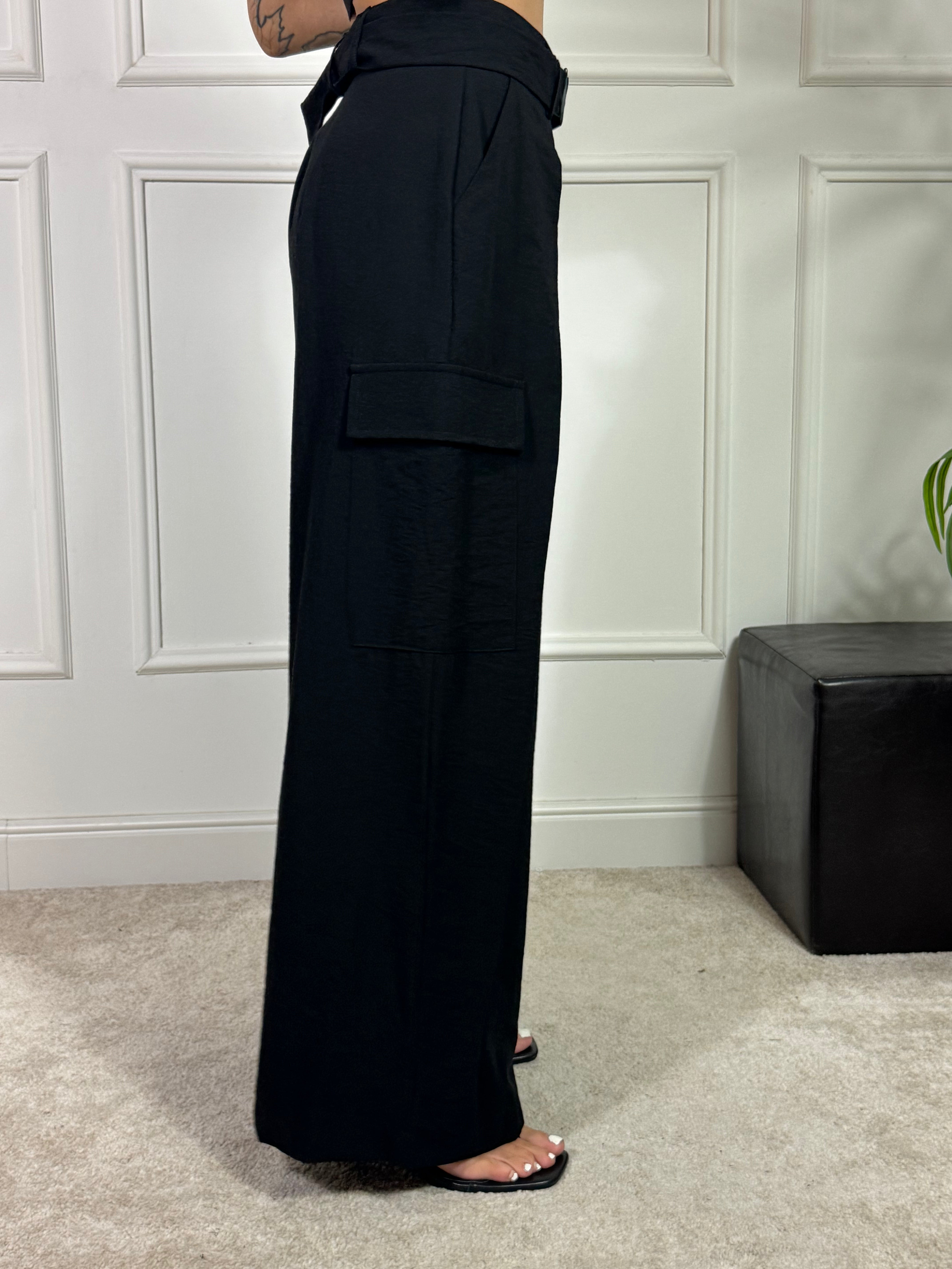 Pantalone ampio CARGO PINCES Susy Mix con TASCONI LATERALI E CINTURA