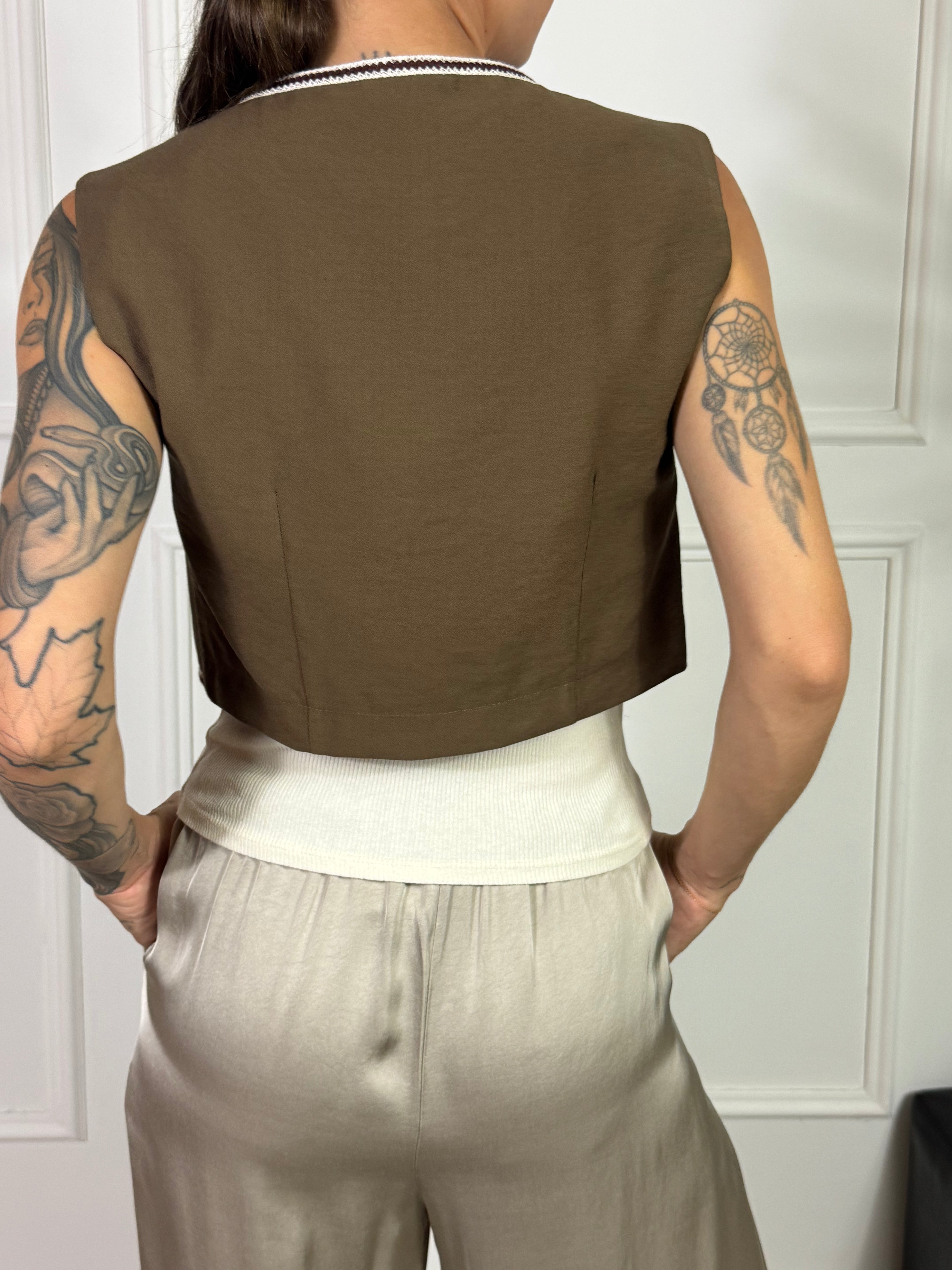 Gilet corto Susy Mix passamaneria e laccetto