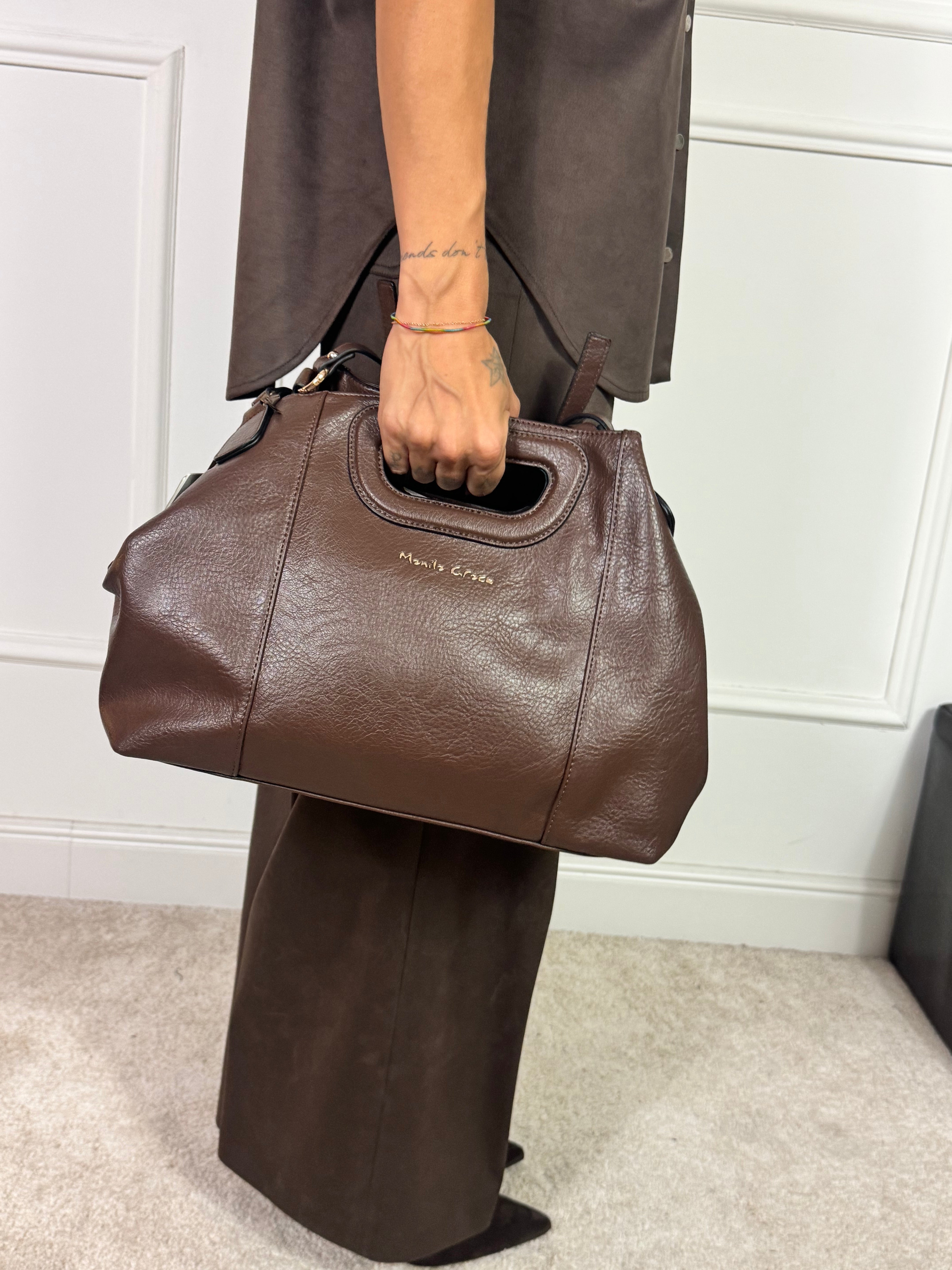 Borsa Manila Grace HAND BAG - MANICO RIGIDO TRE SCOMPARTI