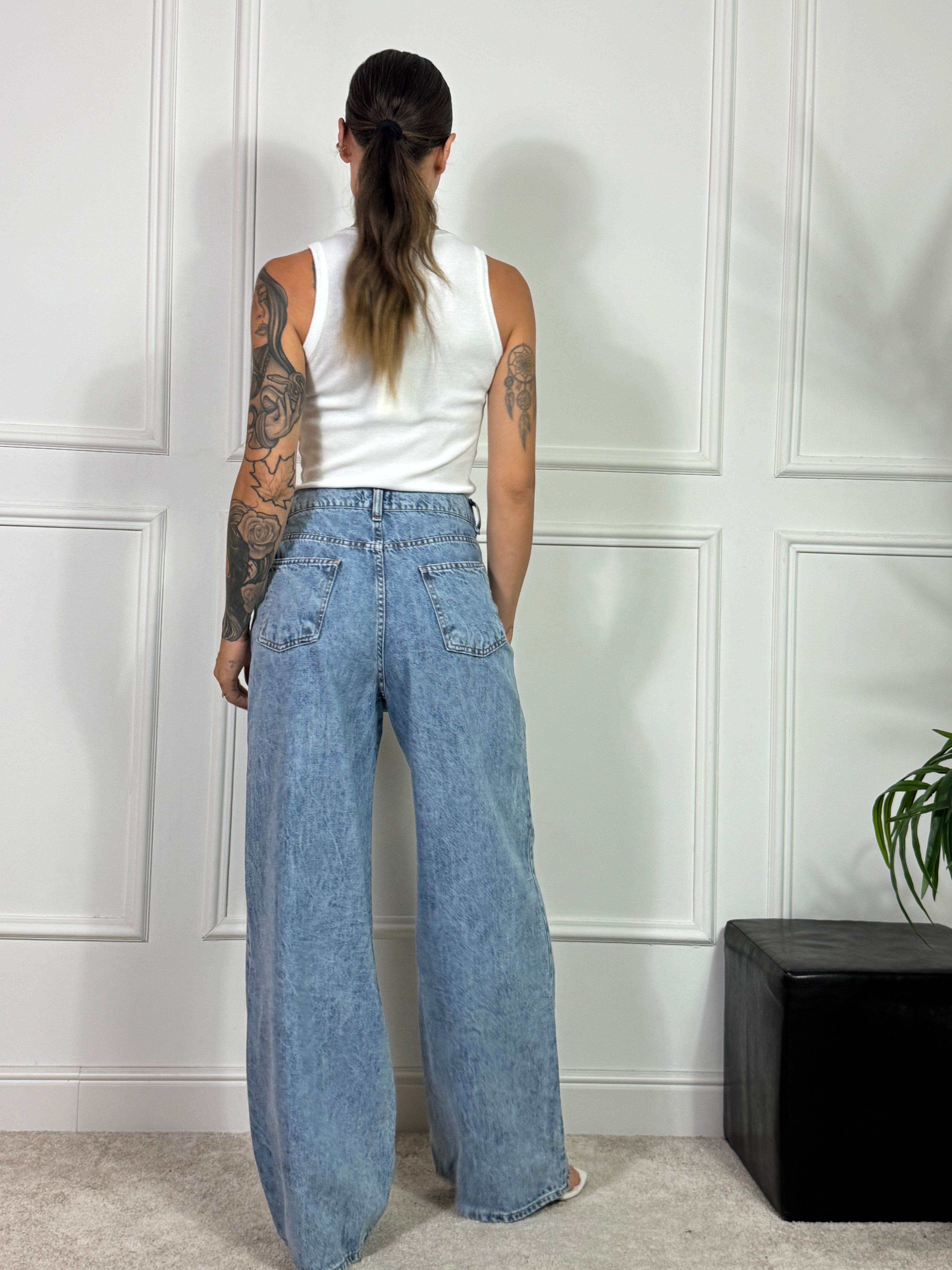 Jeans Susy Mix denim azzurro modello MIKYLV