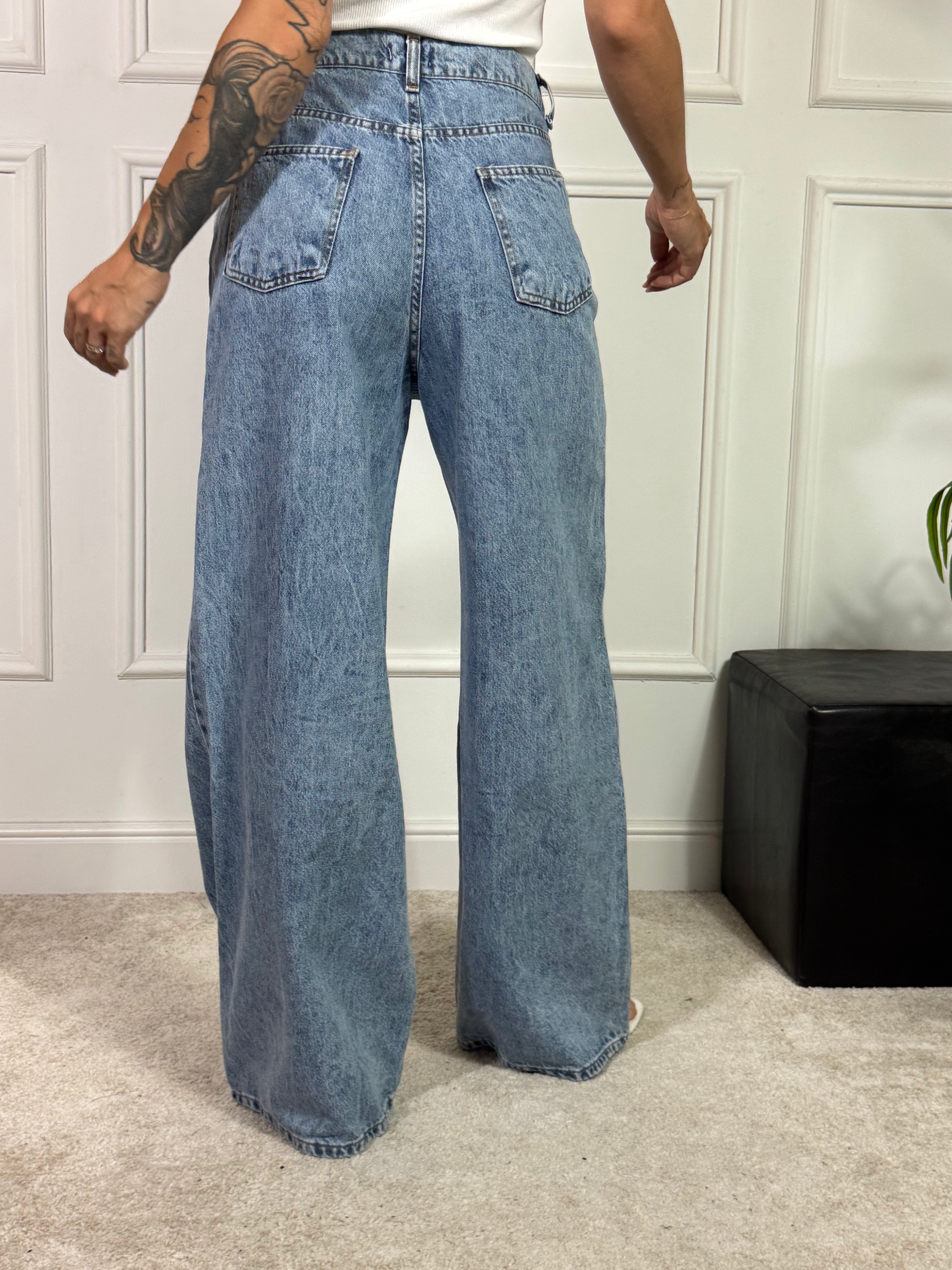 Jeans Susy Mix denim azzurro modello MIKYLV