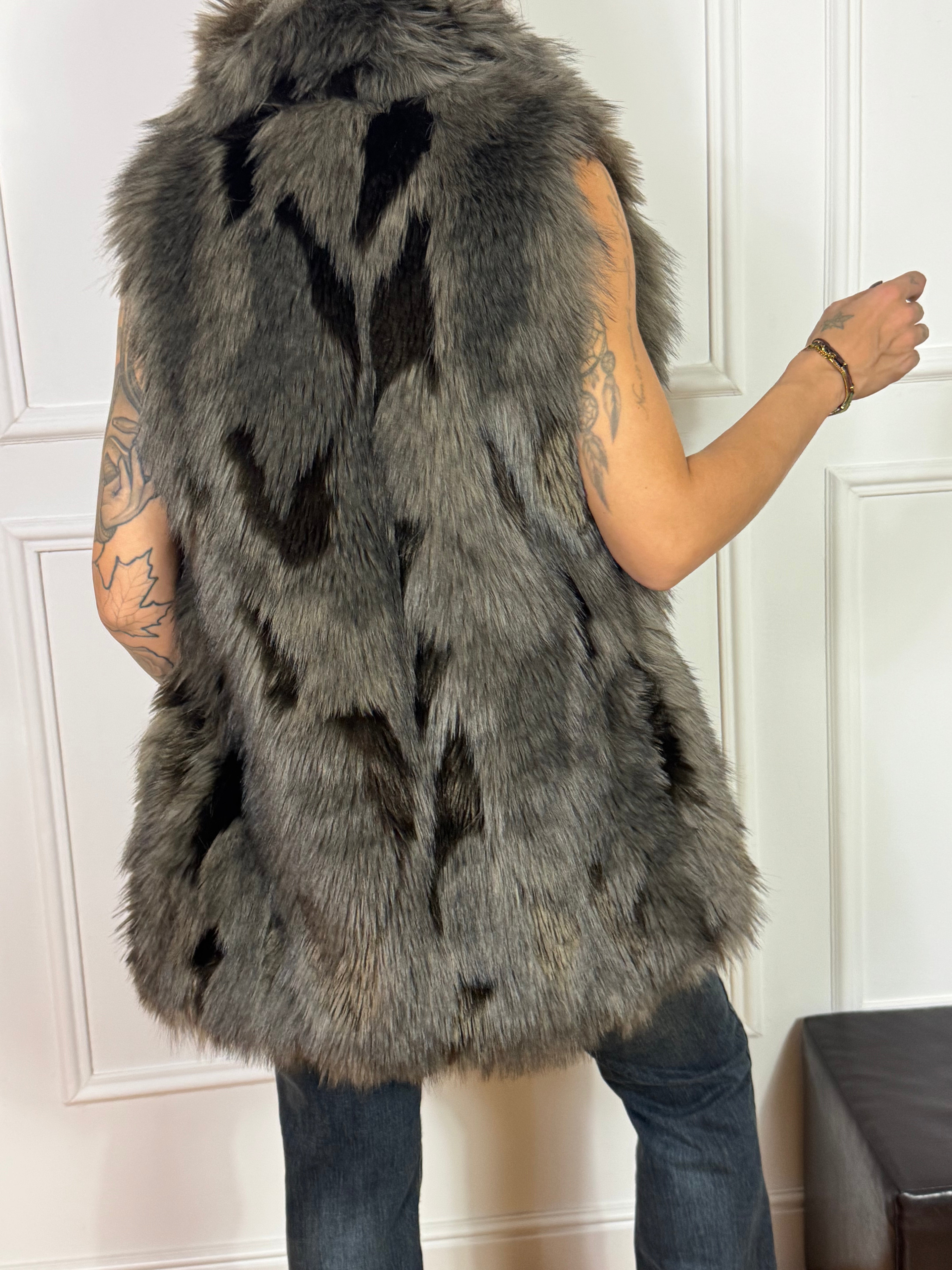 Gilet aperto smanicato in ecopelliccia Philia Loft