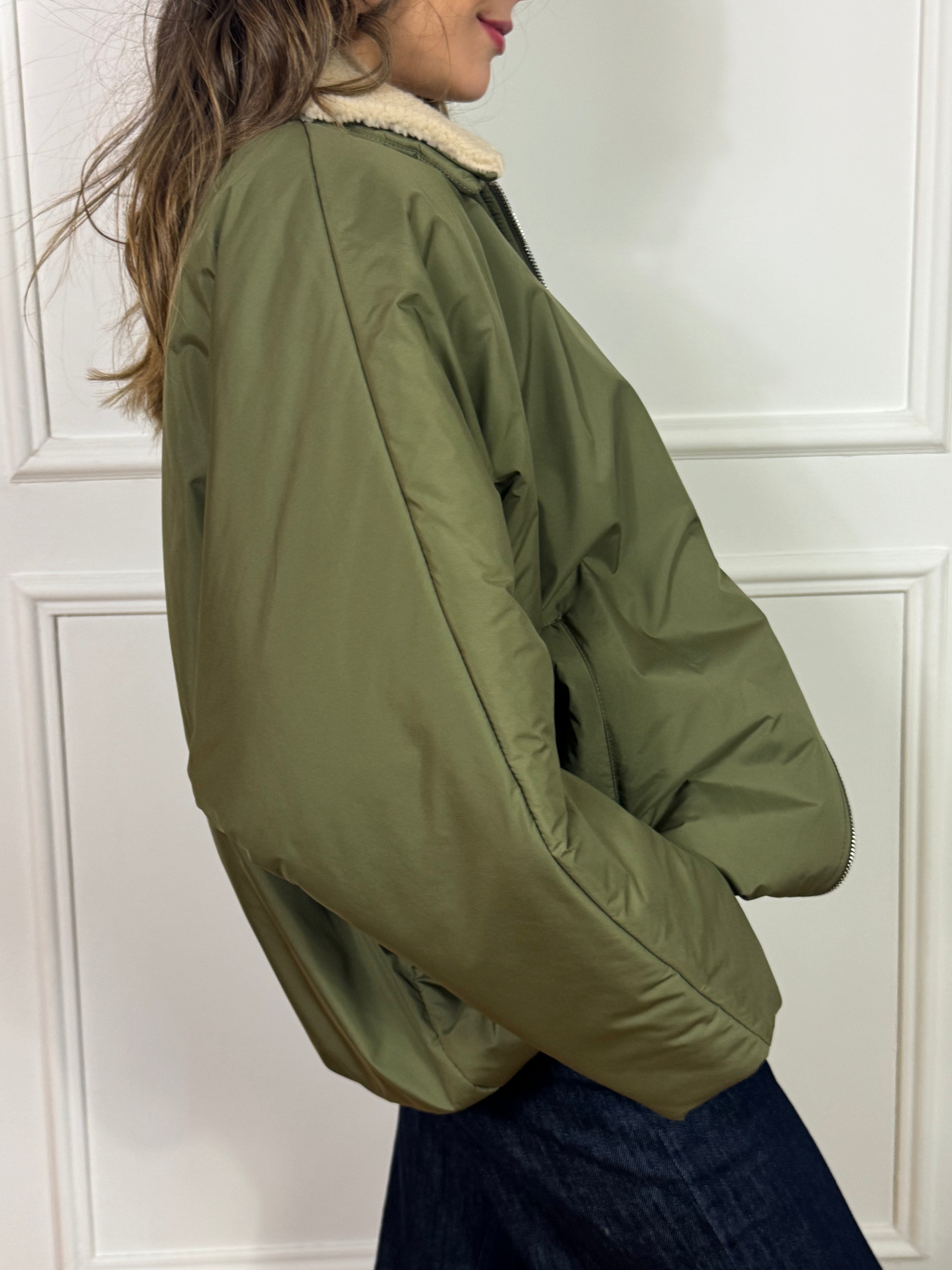 Giacca bomber piumino OVERSIZE Kontatto con collo bouclè removibile