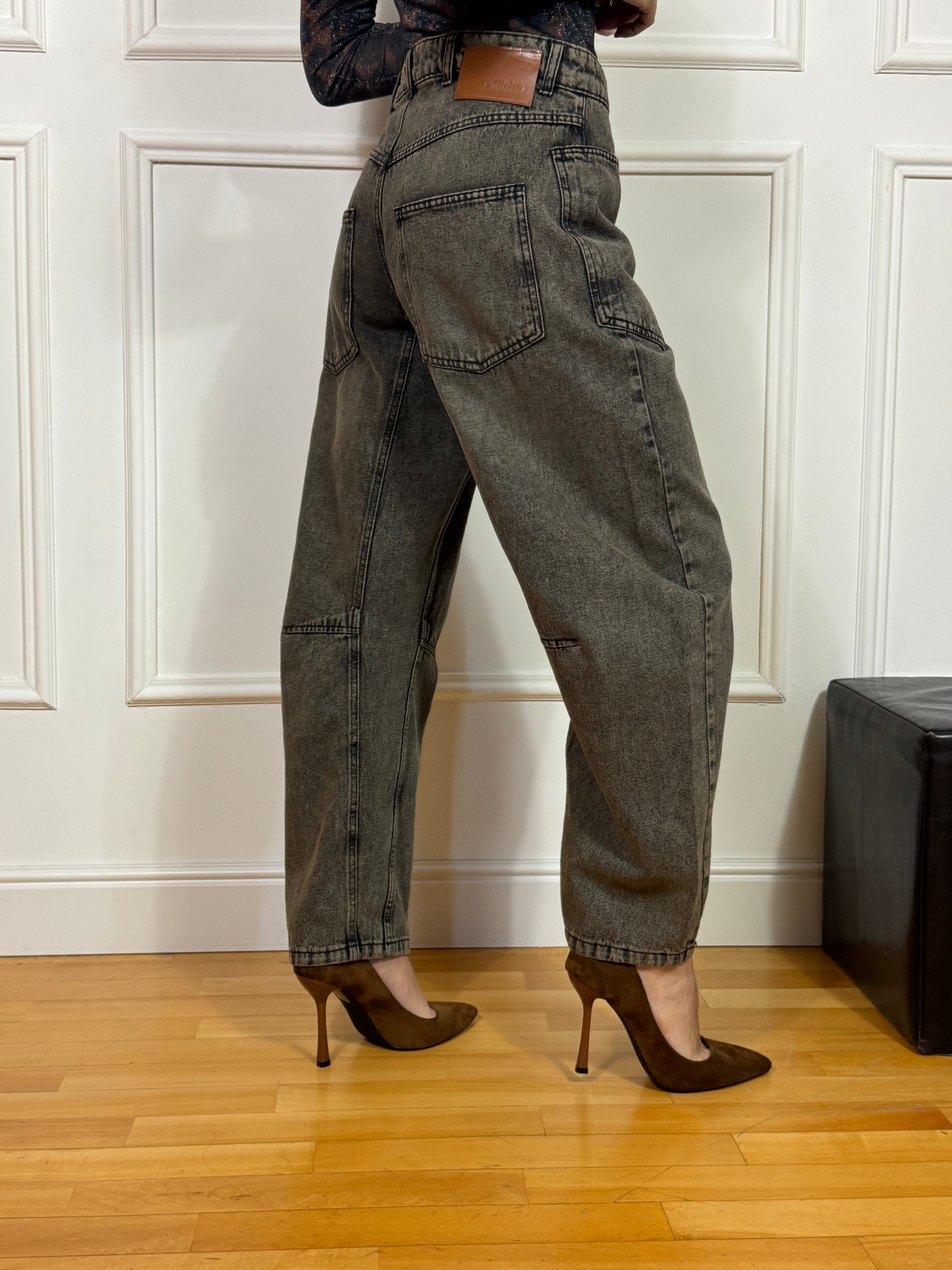 Jeans Kontatto BALOON CON TASCONI DAVANTI modello AGATA - lavaggio VINTAGE GRIGIO SABBIATO