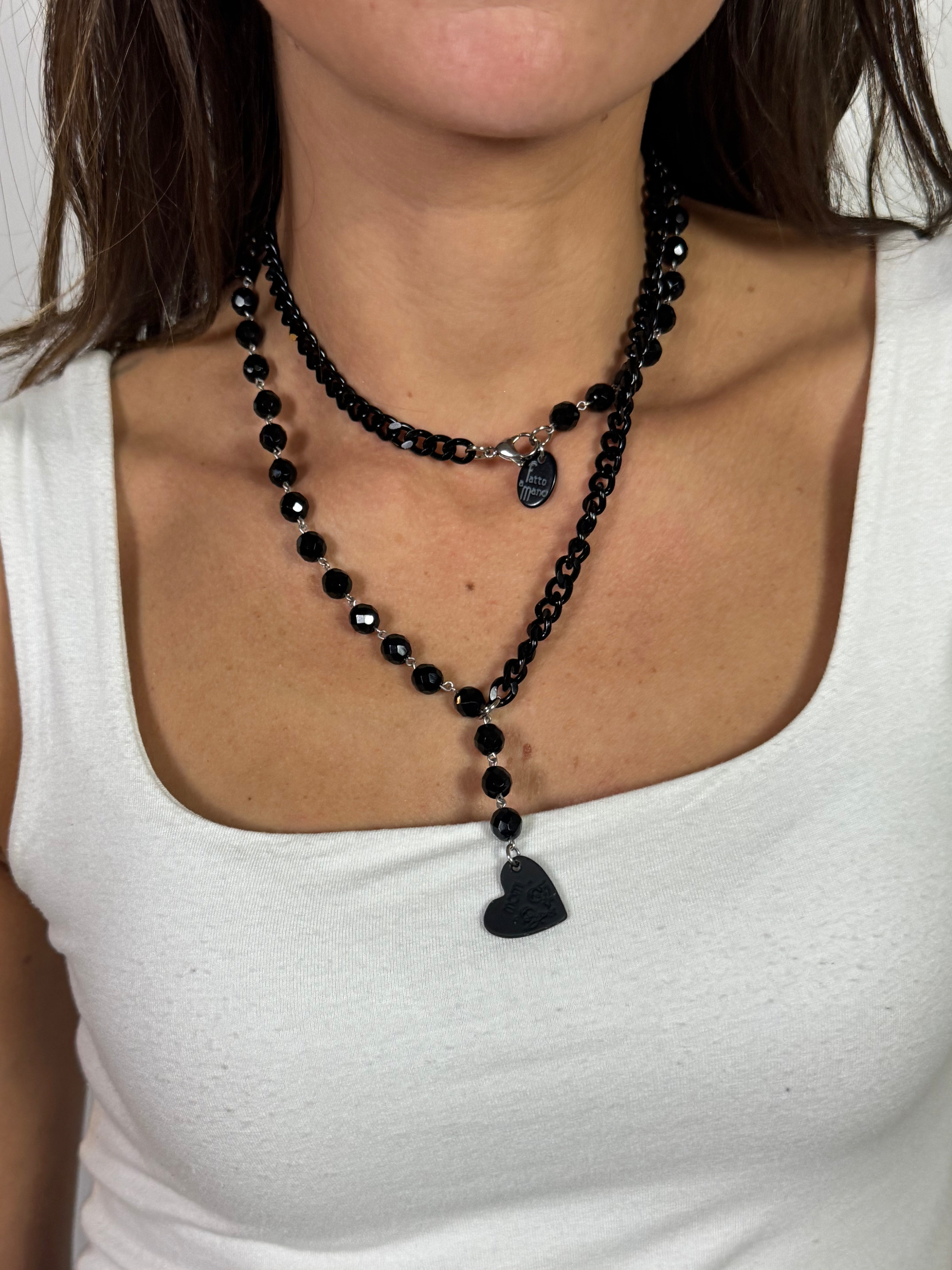 Collana Momi FRANCESCHINA PERLINE E CIONDOLO PICCOLI - TOTAL BLACK - CUORE