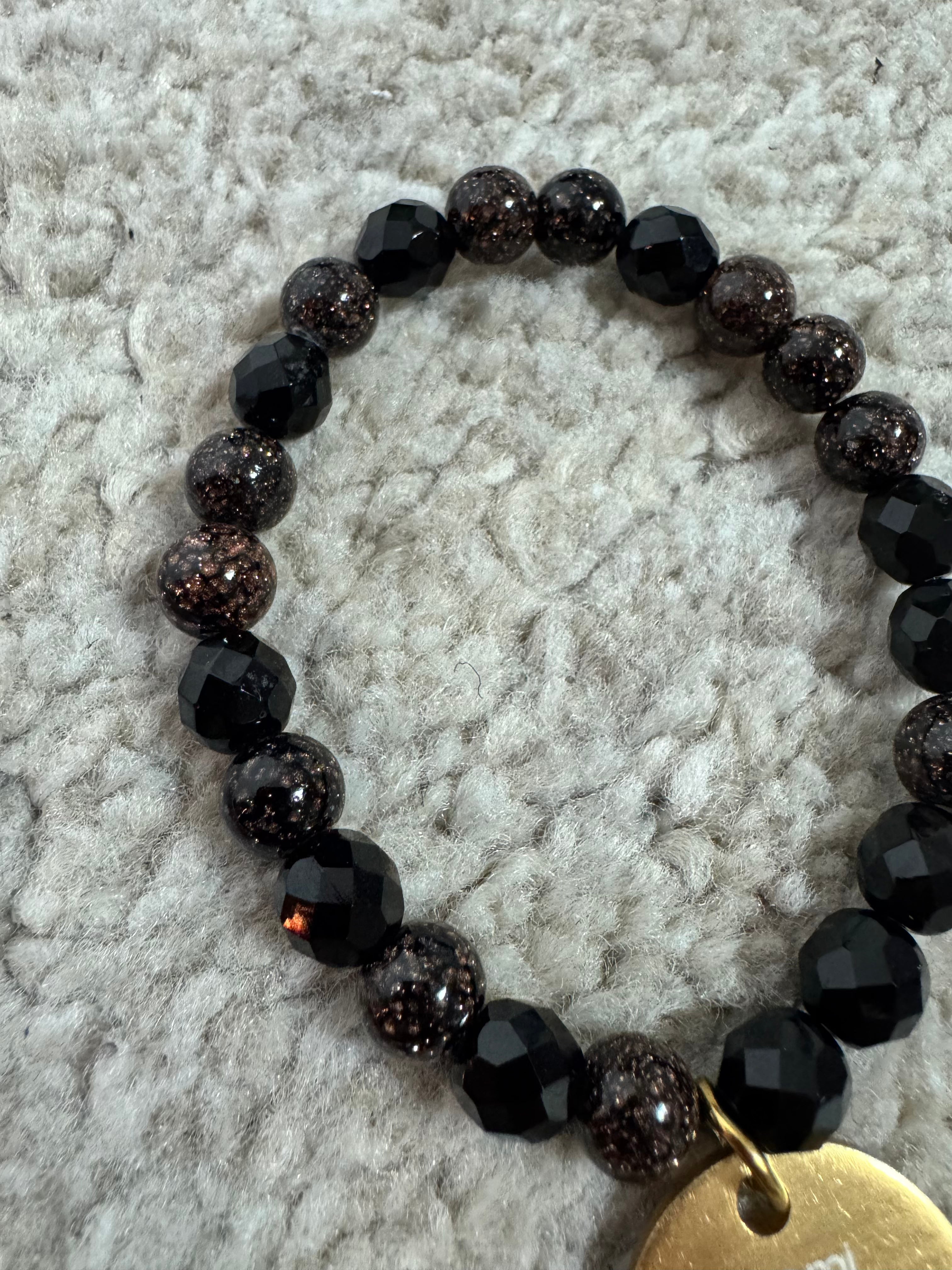 BRACCIALE Momi - MEDAGLIA - PERLE BRONZO CRISTALLI NERO