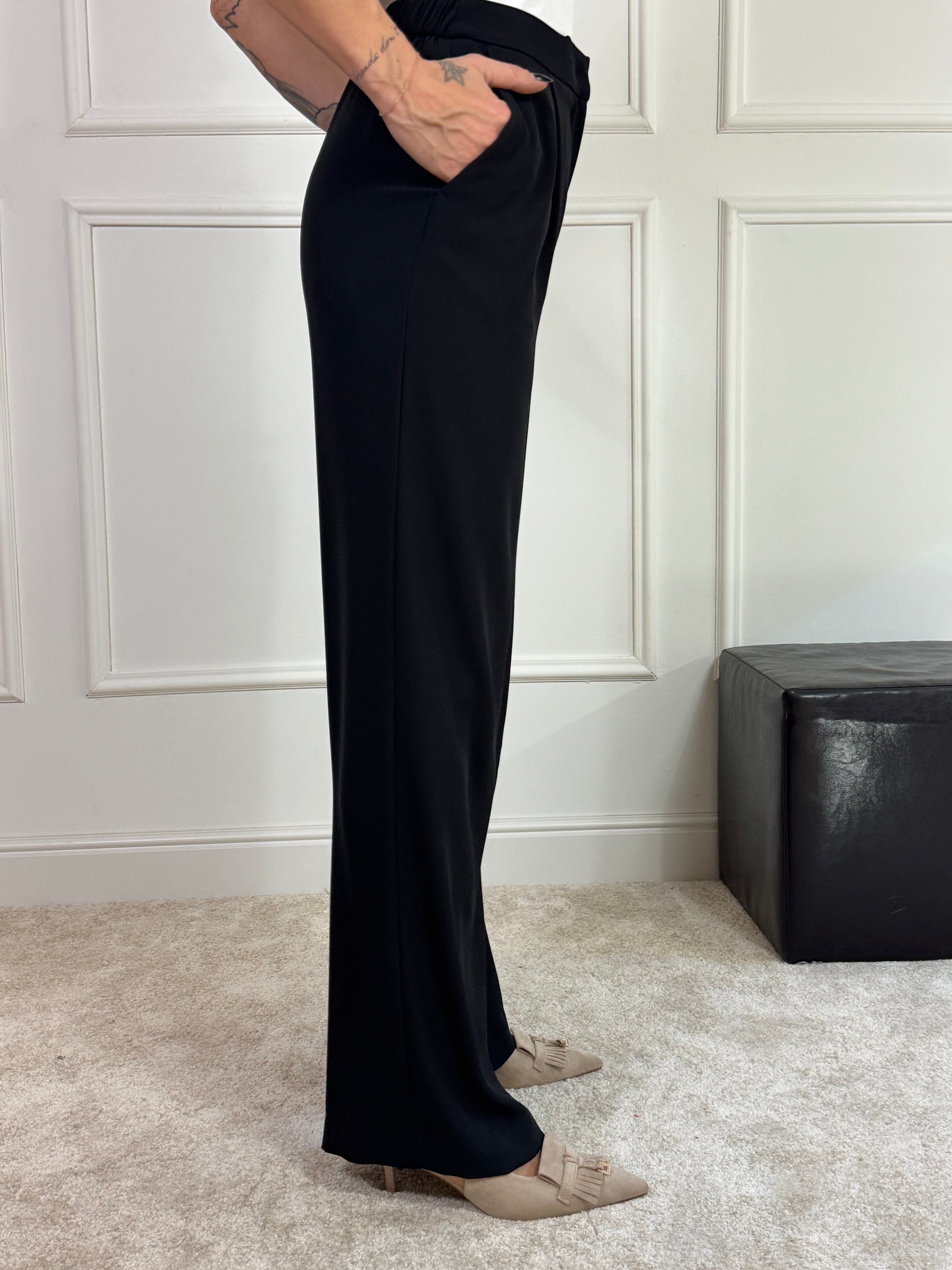 Completo tailleur KONTATTO giacca con cintura e pantalone palazzo