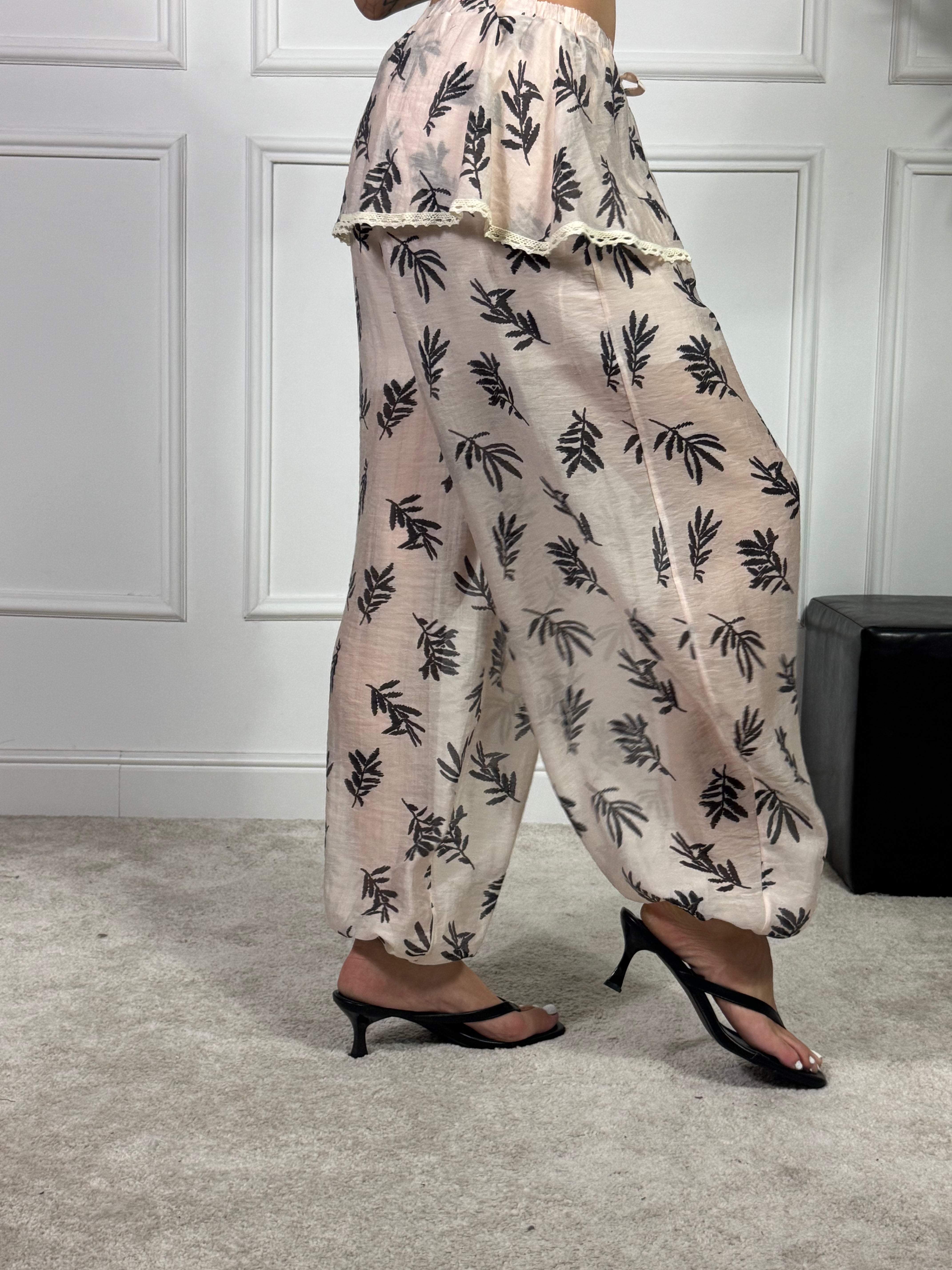 Pantalone a palloncino Kikisix stampato FELCI con pareo