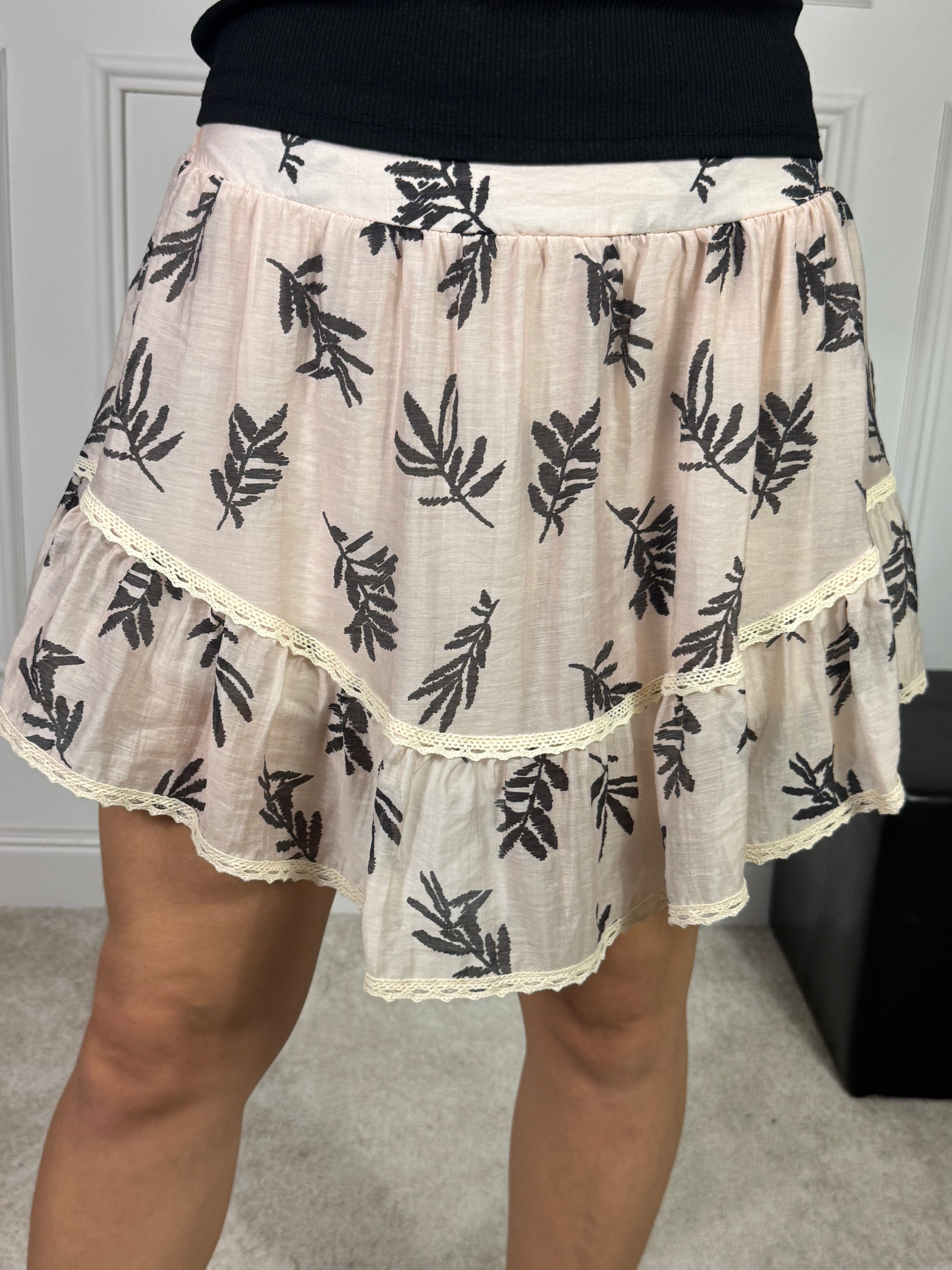 Gonna shorts con balze Kikisix fantasia FELCI