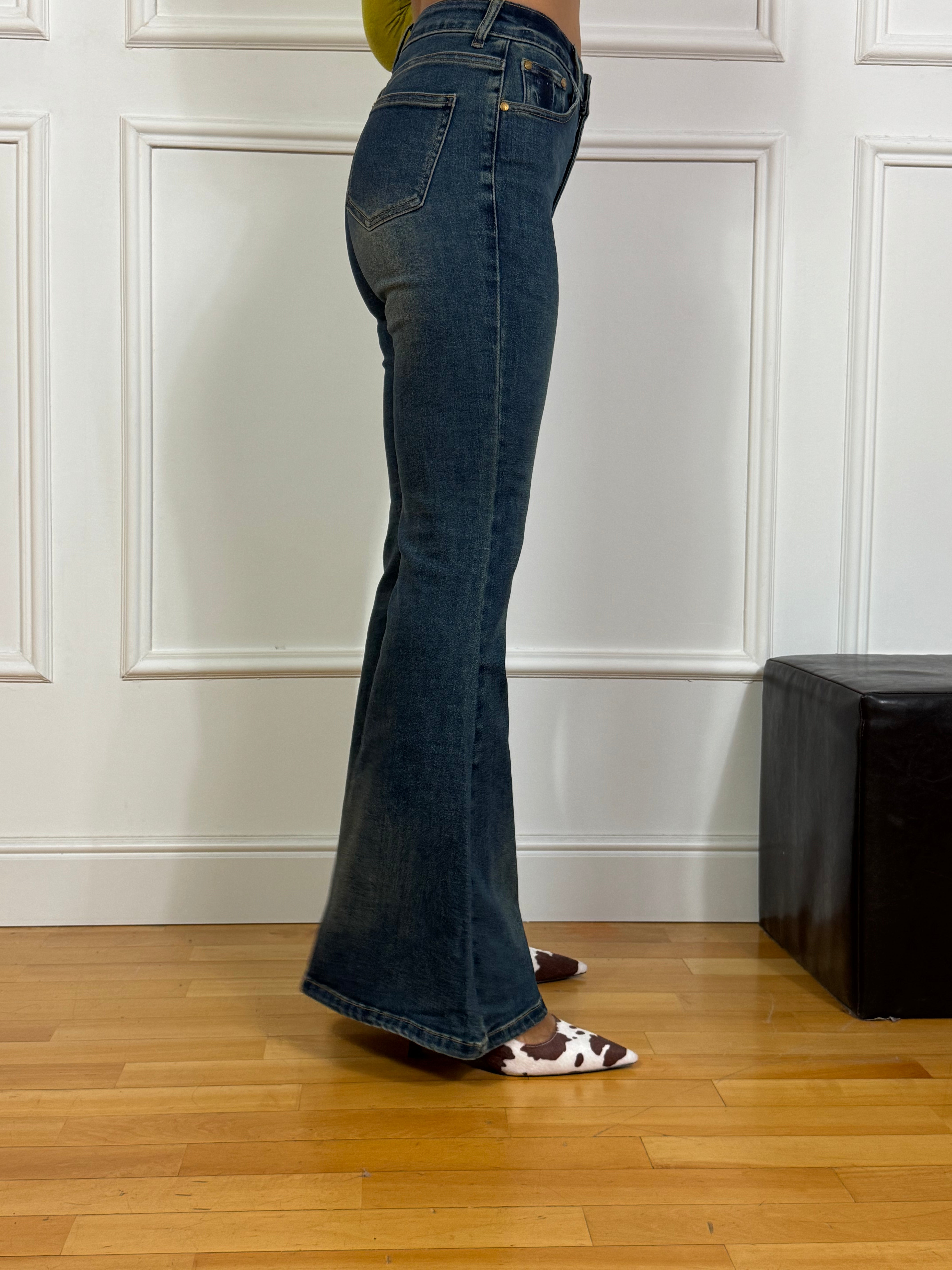 Jeans elasticizzato a ZAMPA KIKISIX lavaggio DENIM SCURO SABBIATO