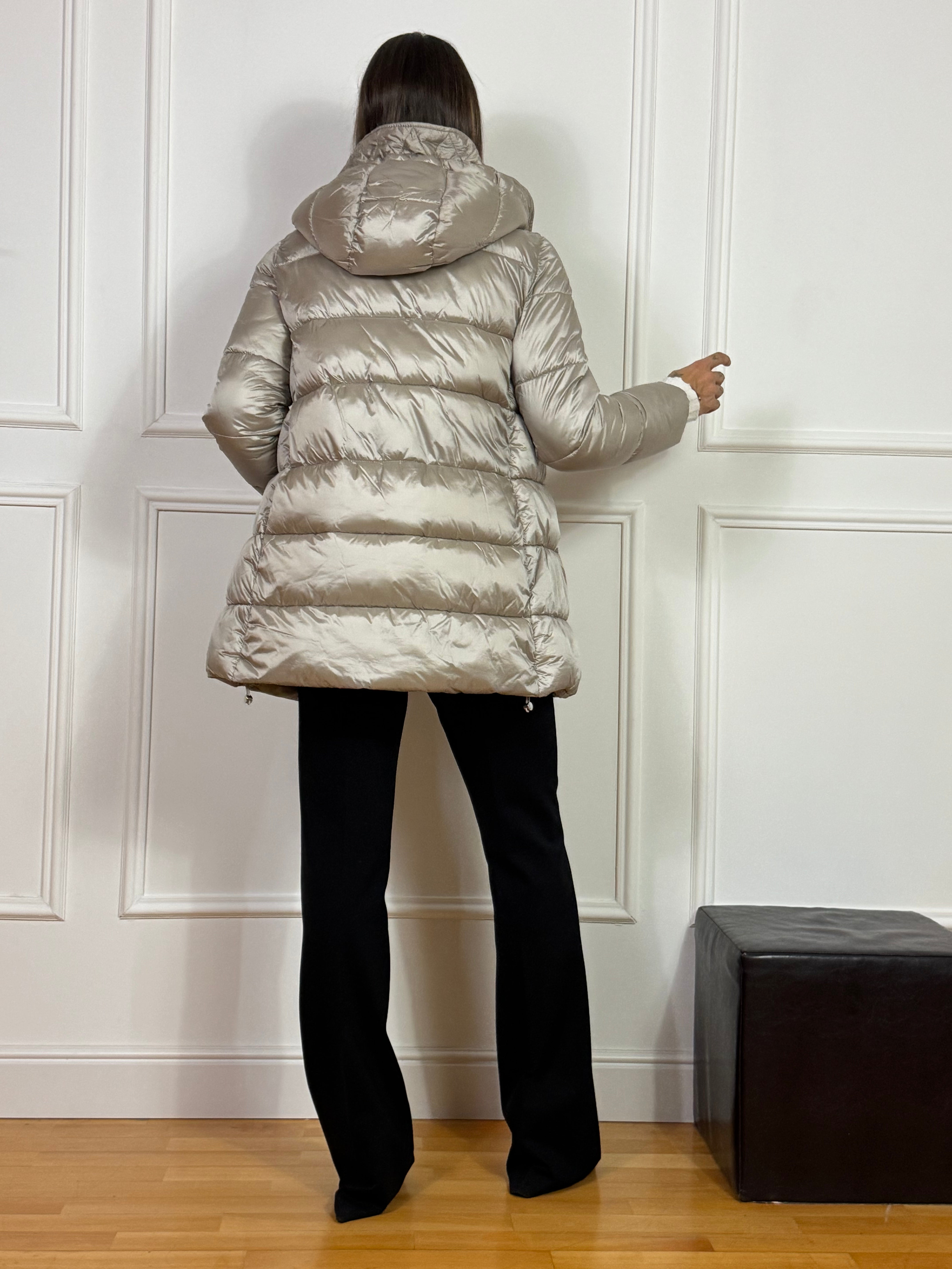 Piumino imbottito medio Ragno con cappuccio