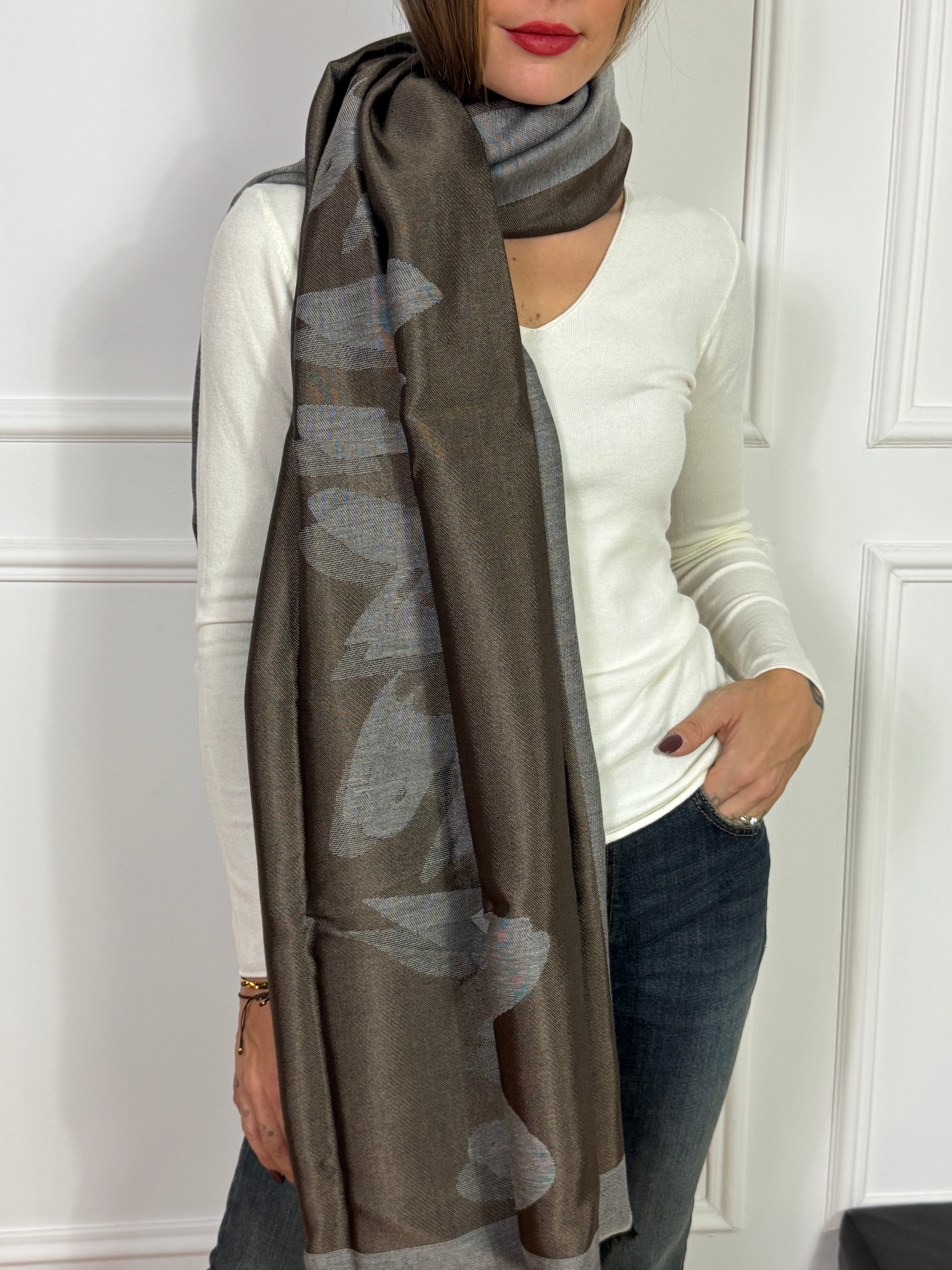 Sciarpa Manila Grace RIQUADRO LOGO