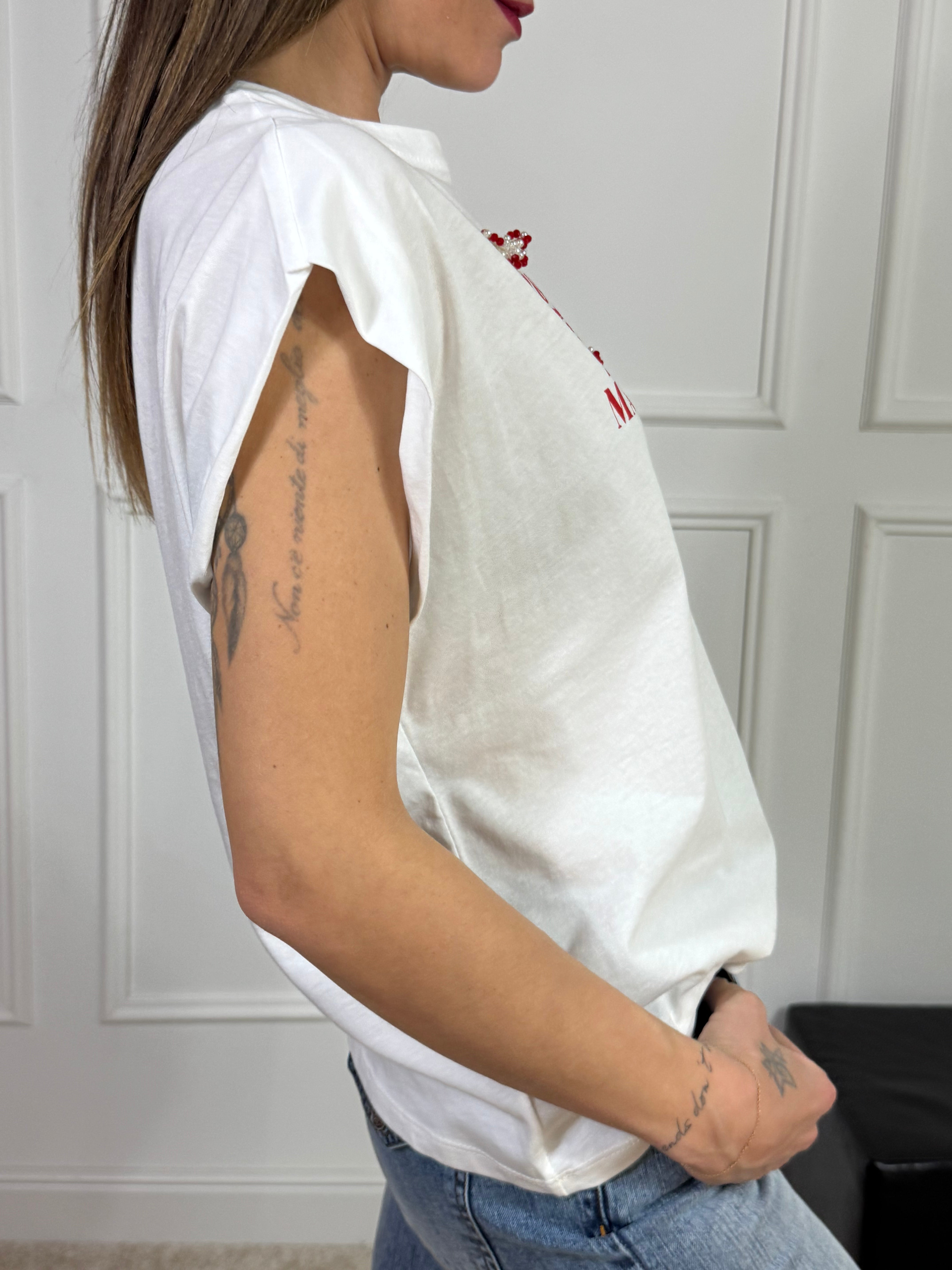T-shirt Susy Mix con scritta e applicazioni gioiello TENNIS CLUB
