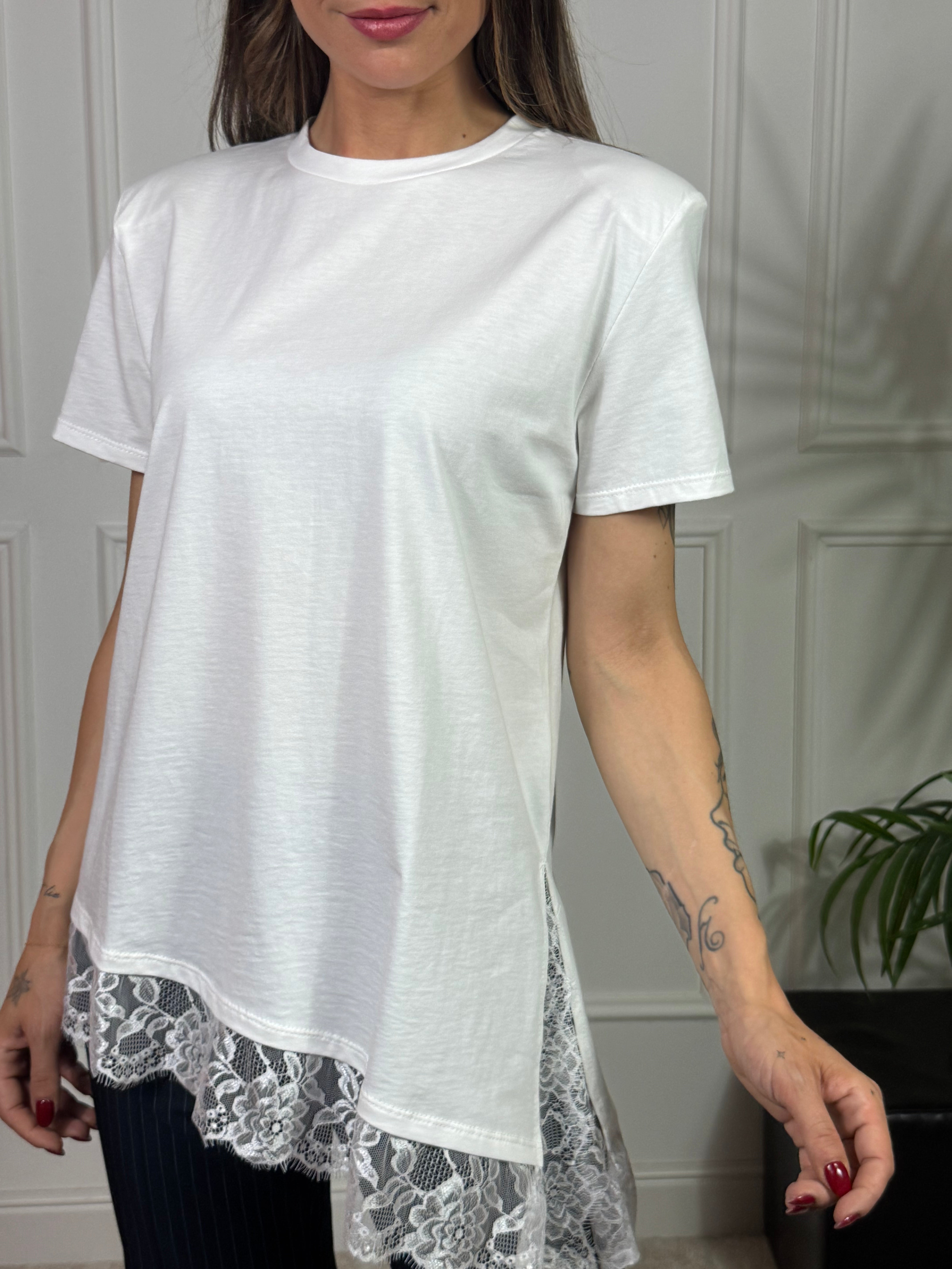 Maglia t-shirt manica corta Susy Mix BORDO PIZZO ASIMMETRICO