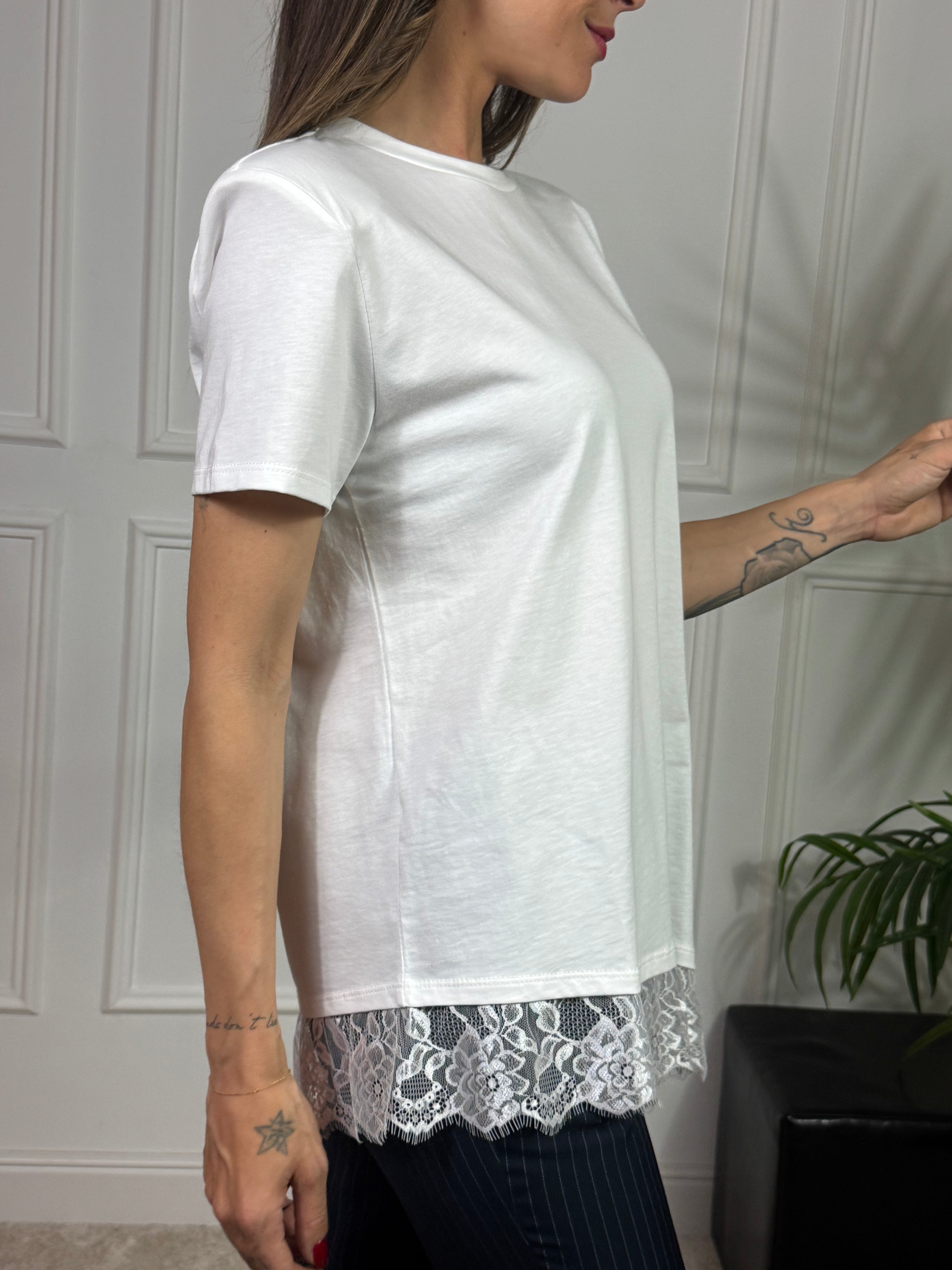 Maglia t-shirt manica corta Susy Mix BORDO PIZZO ASIMMETRICO