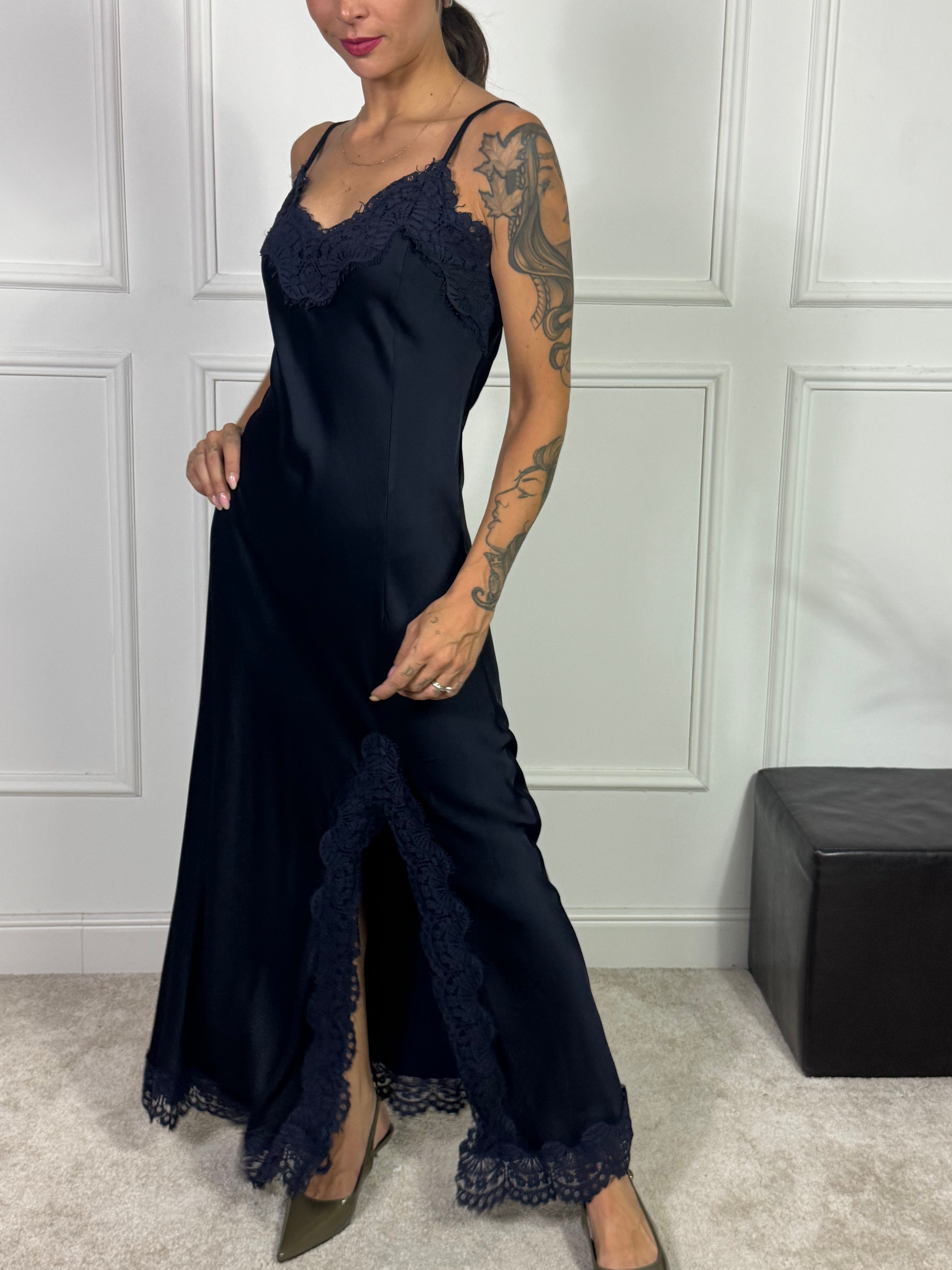 Abito lungo sottoveste Victoria ILMH con inserti pizzo e spacco