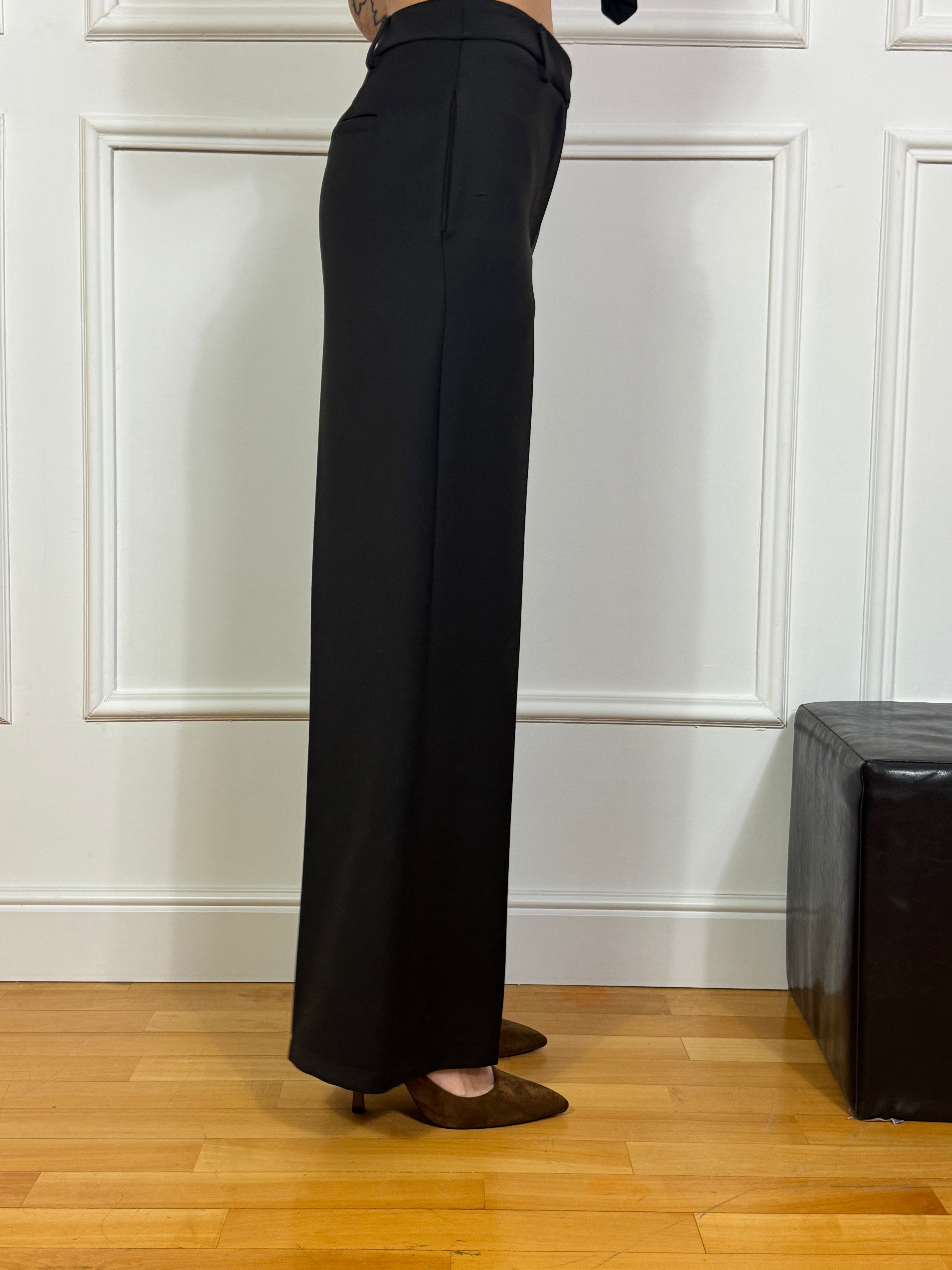 Pantalone Tensione In ampio con bottone