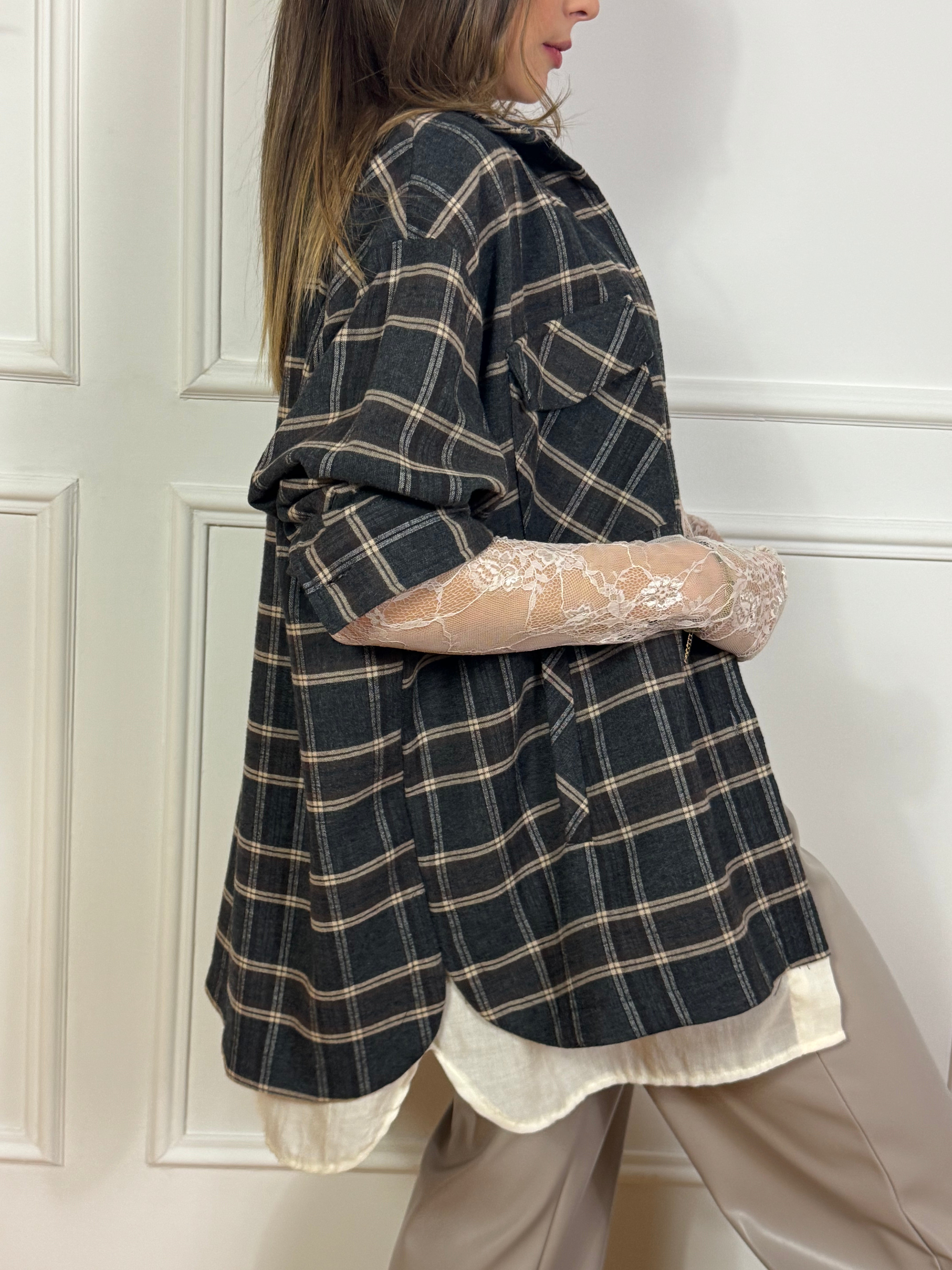 Camicia oversize Tensione In scozzese con tasche