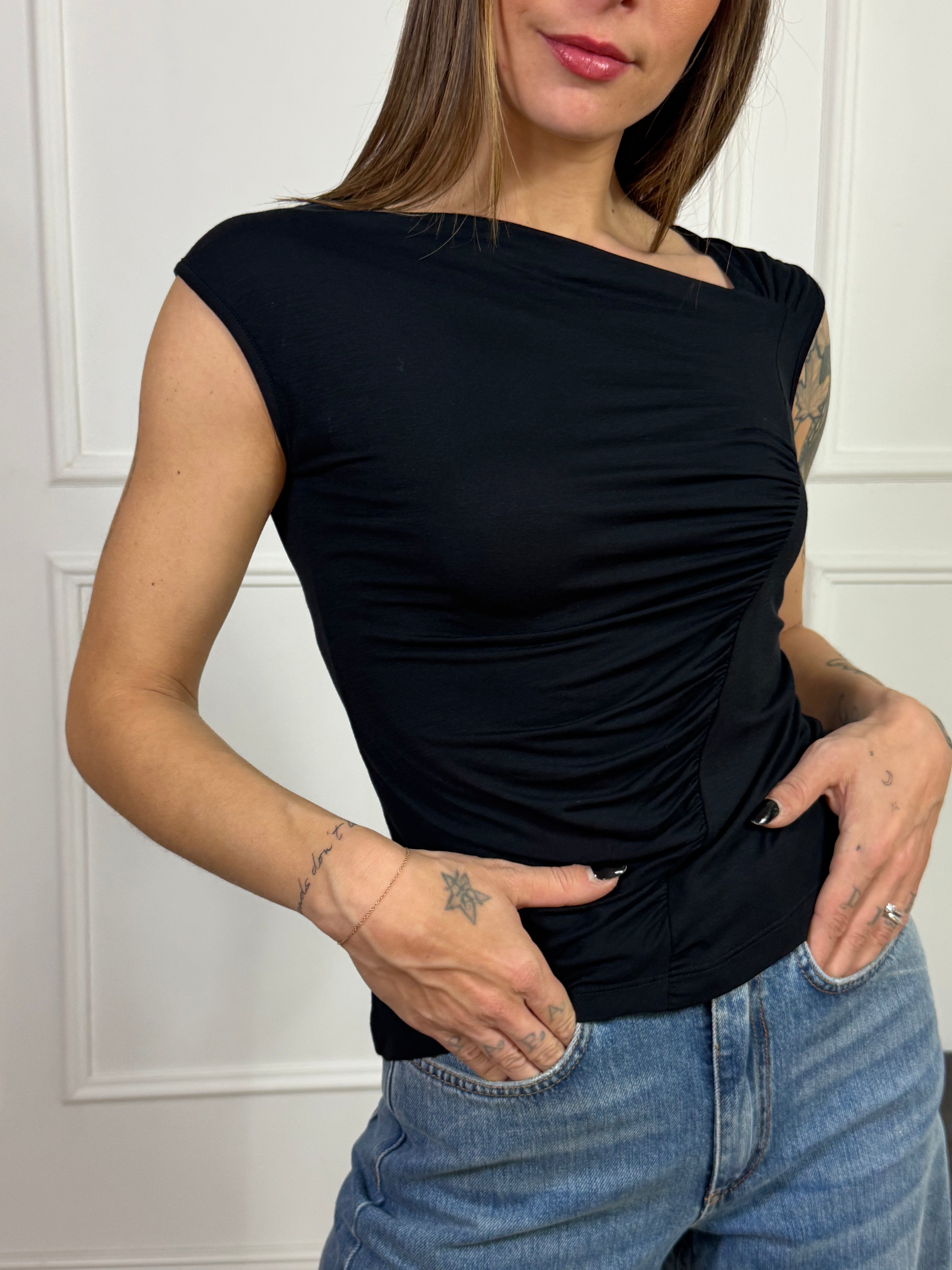 T-SHIRT CON ARRICCI Manila Grace