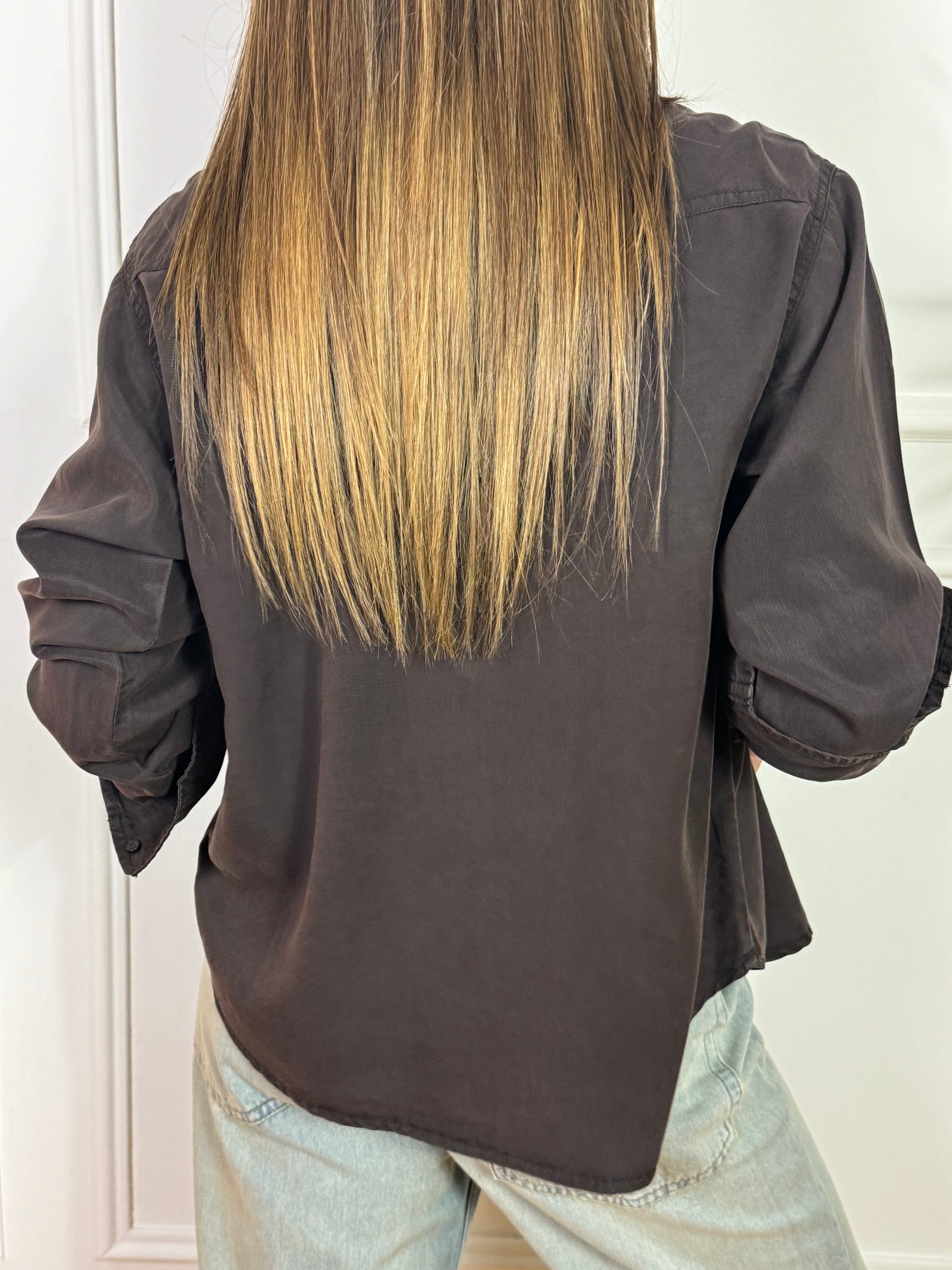 Camicia in tencel JJXX con taschini davanti CIOCCOLATO