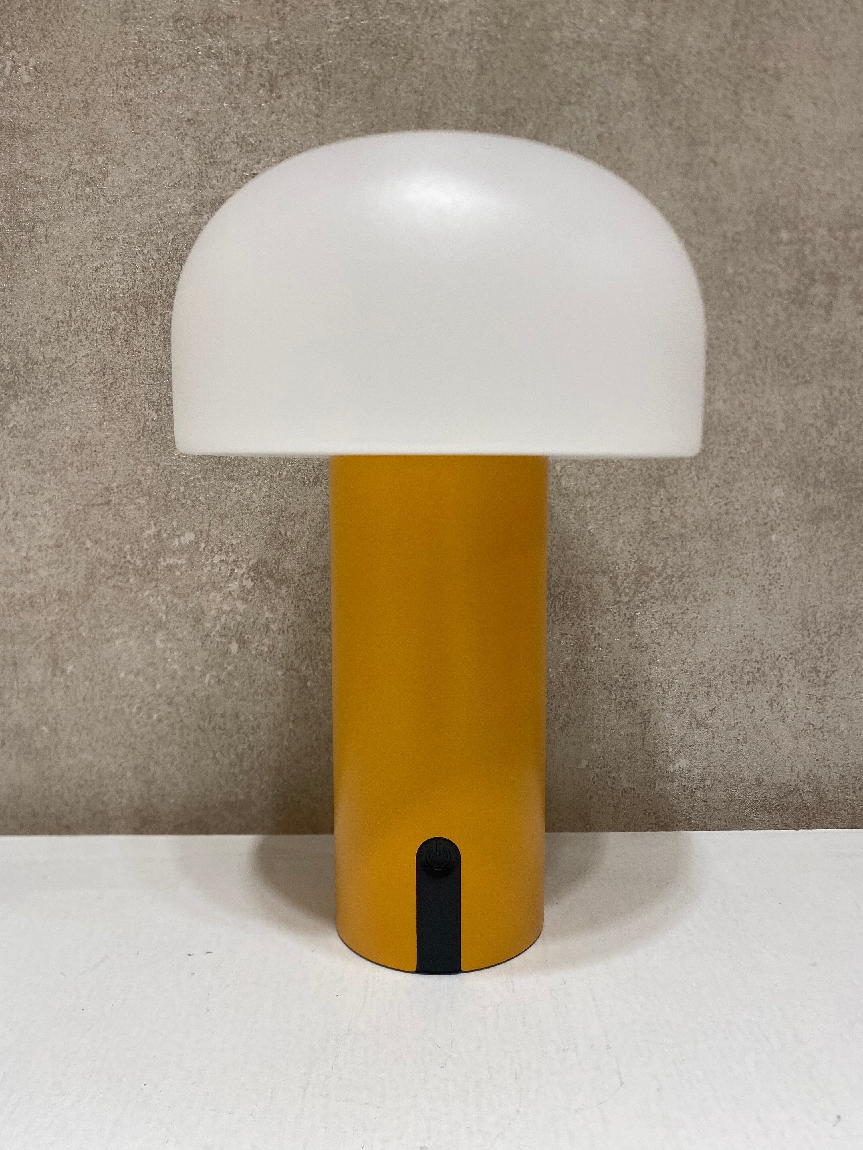 Lampada da tavolo Kiran
