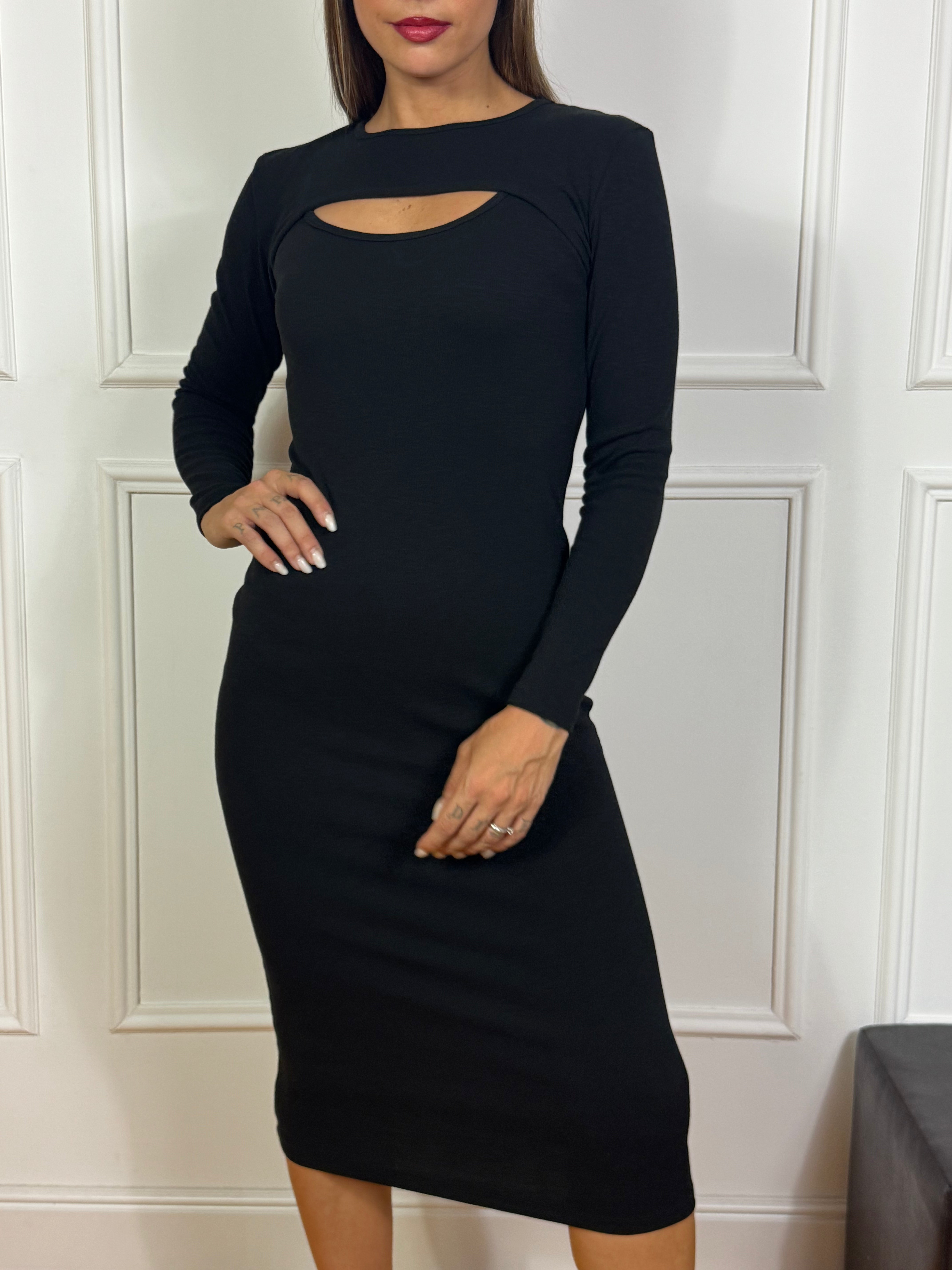 Abito tubino in maglina sottile con cut-out davanti Victoria ILMH