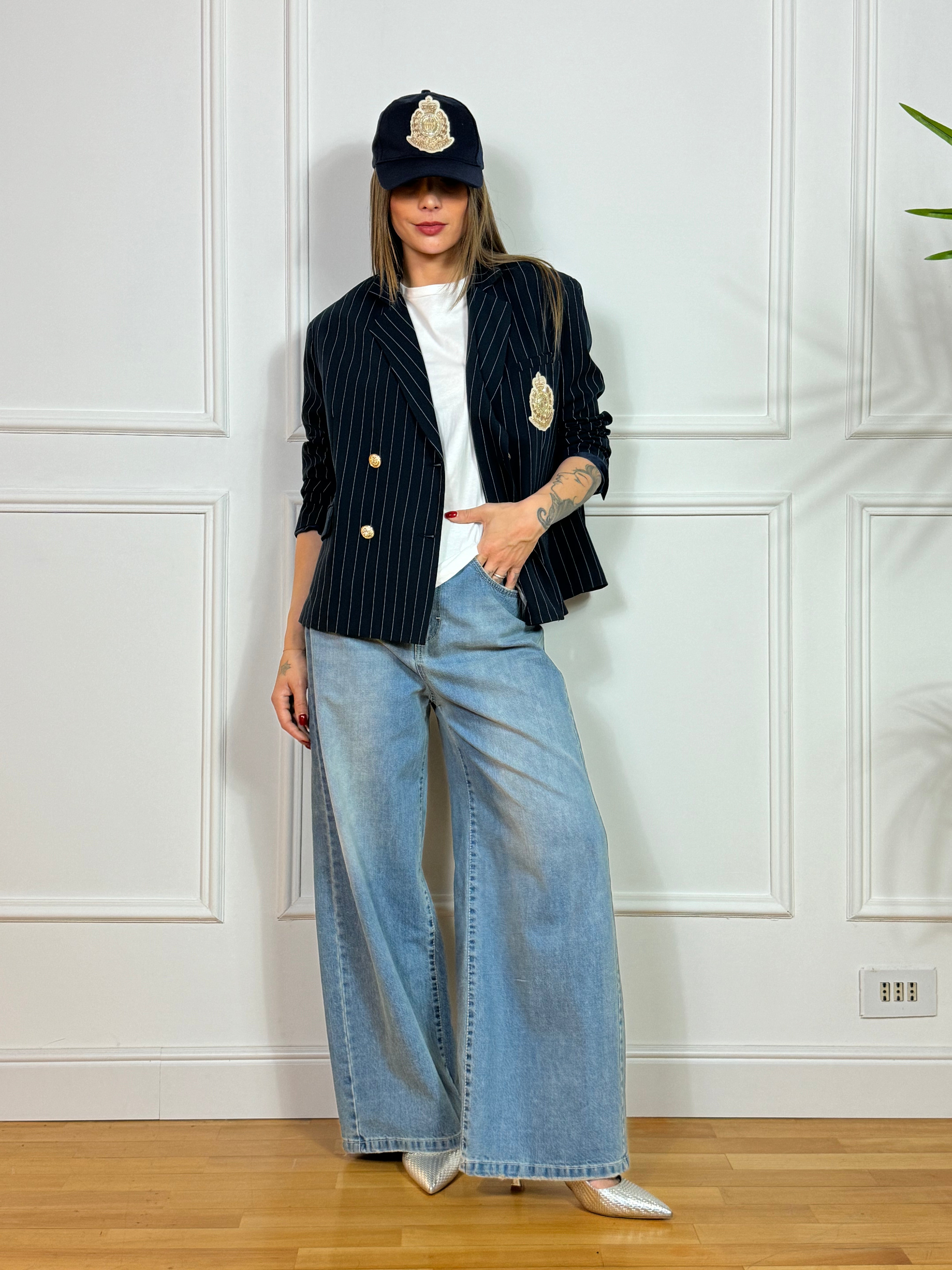Giacca blazer Tensione In gessata con patch + cappellino