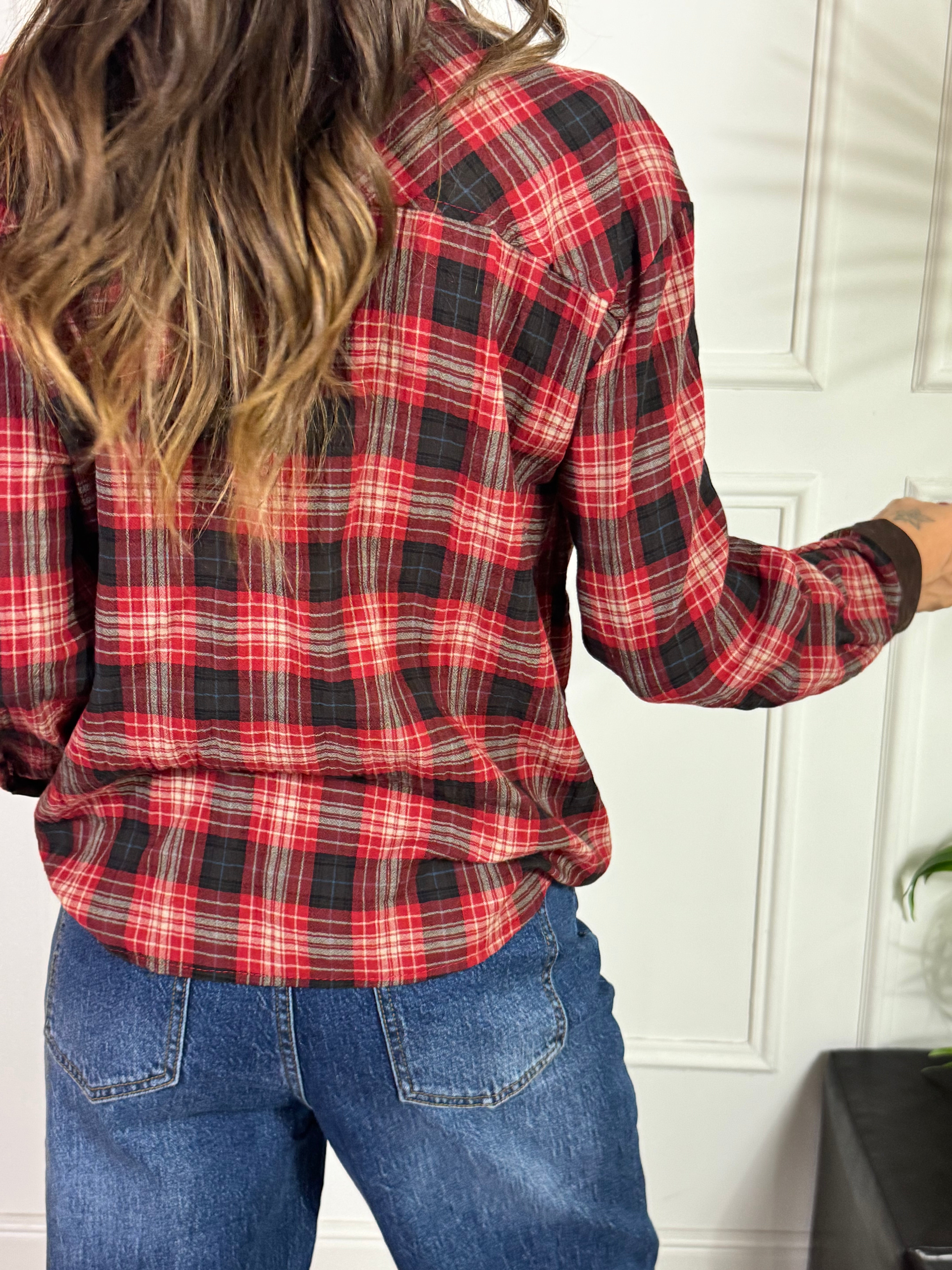 Camicia scozzese rosso Victoria ILMH dettagli eco dainetto moro