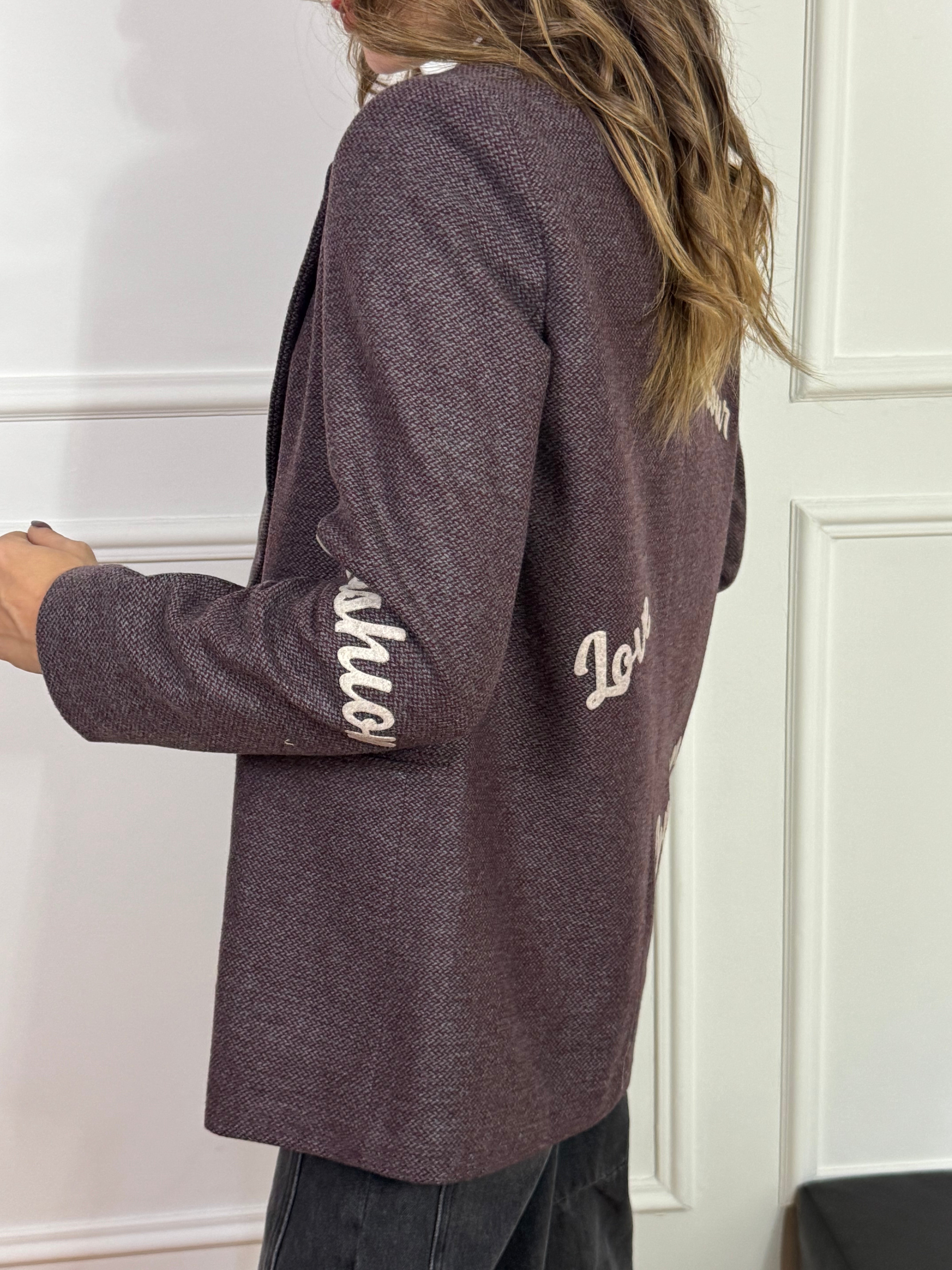 Giacca blazer doppiopetto Susy Mix con applicazioni scritte