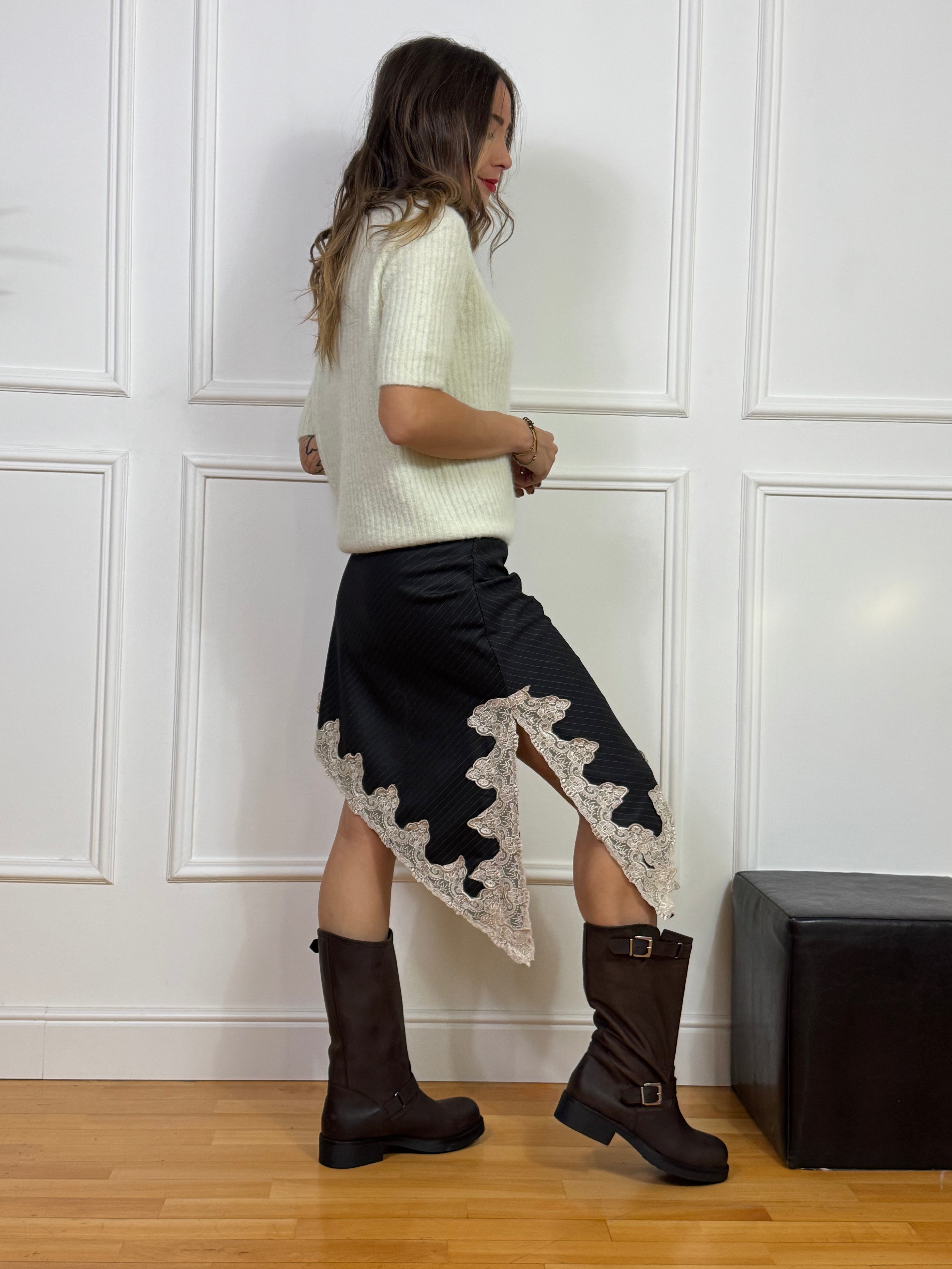 Gonna asimmetrica con spacco Have One gessata con pizzo